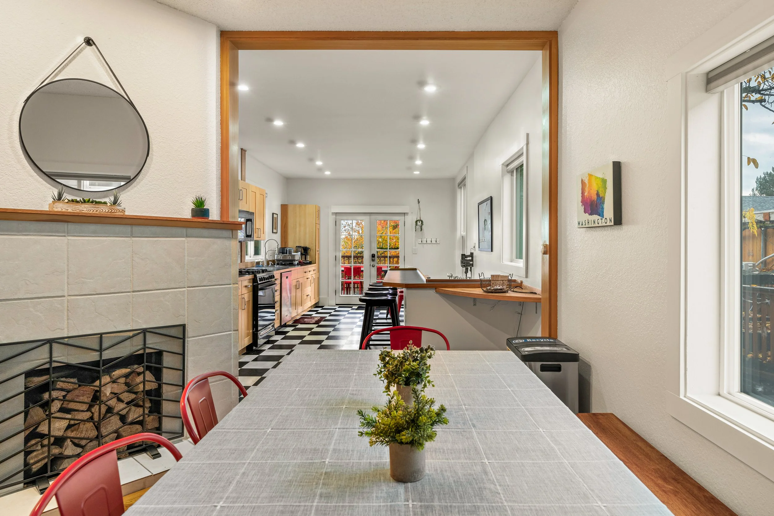 Interiors - Wallingford 1913 39th (40).jpg
