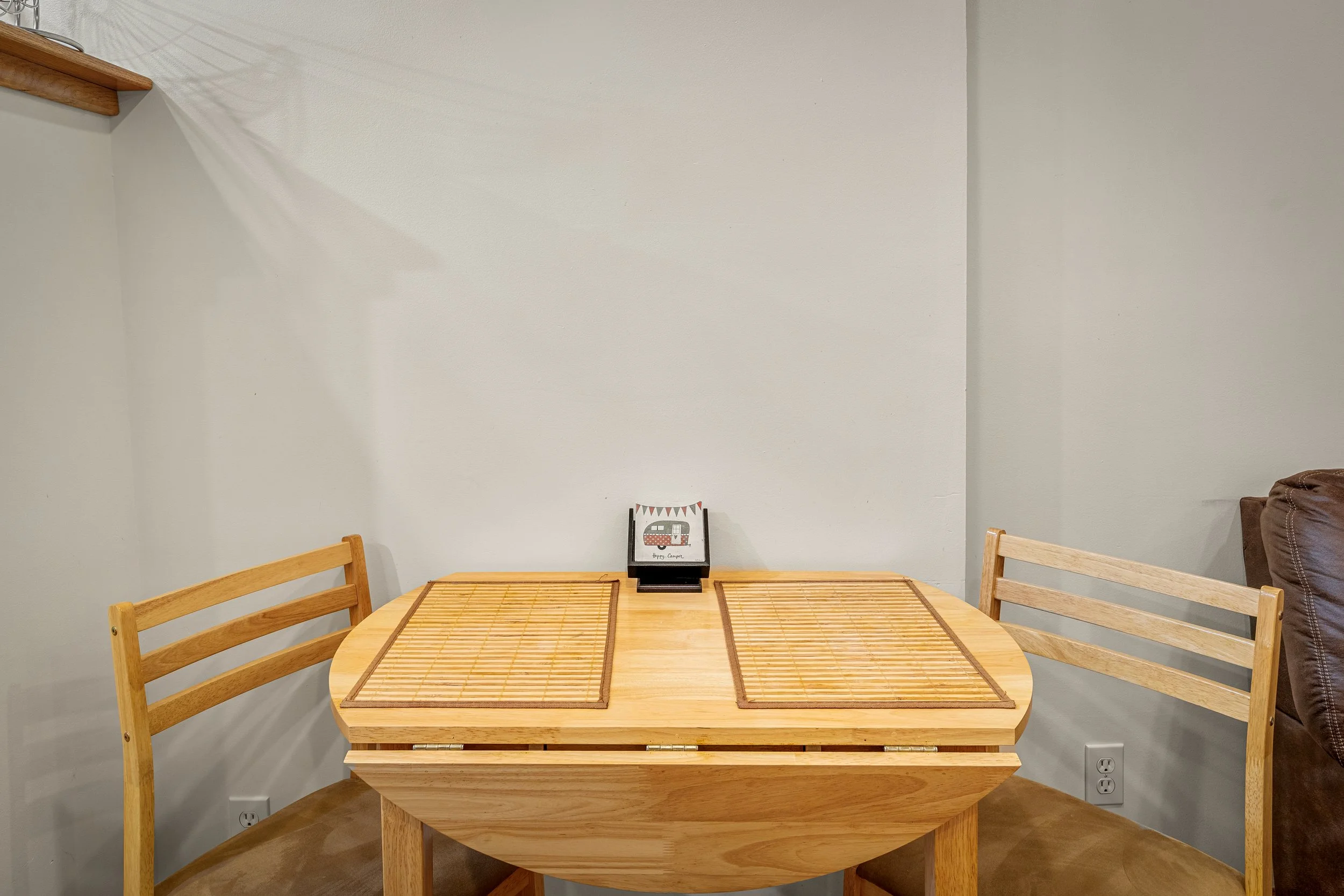 Interiors - Wallingford 1913 39th (22).jpg