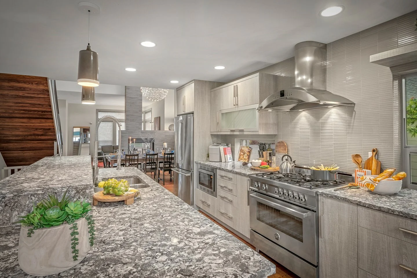 Interiors AirBnB RES (42).jpg