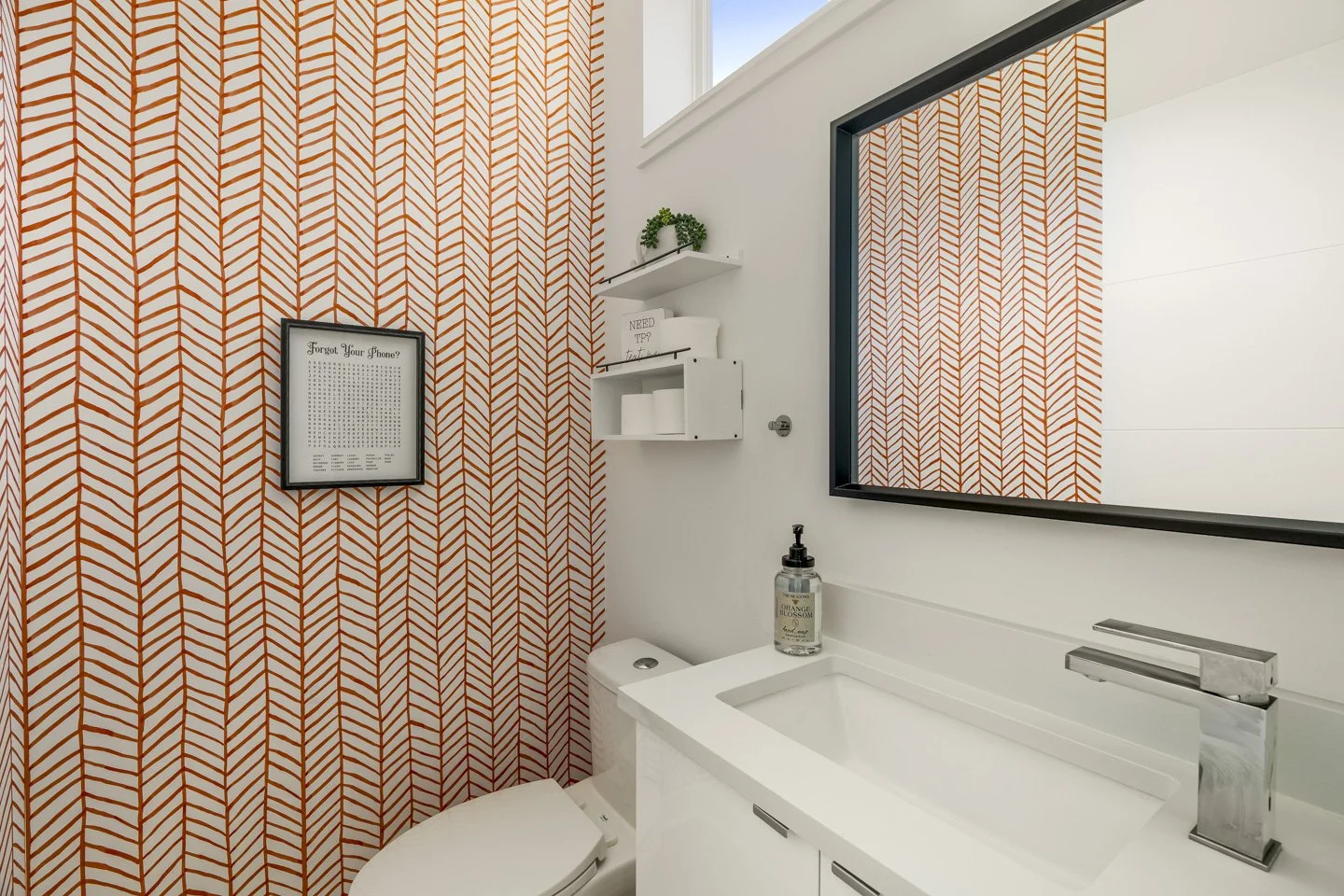Sound Stays - Dexter - Interior - AirB&B (44).jpg