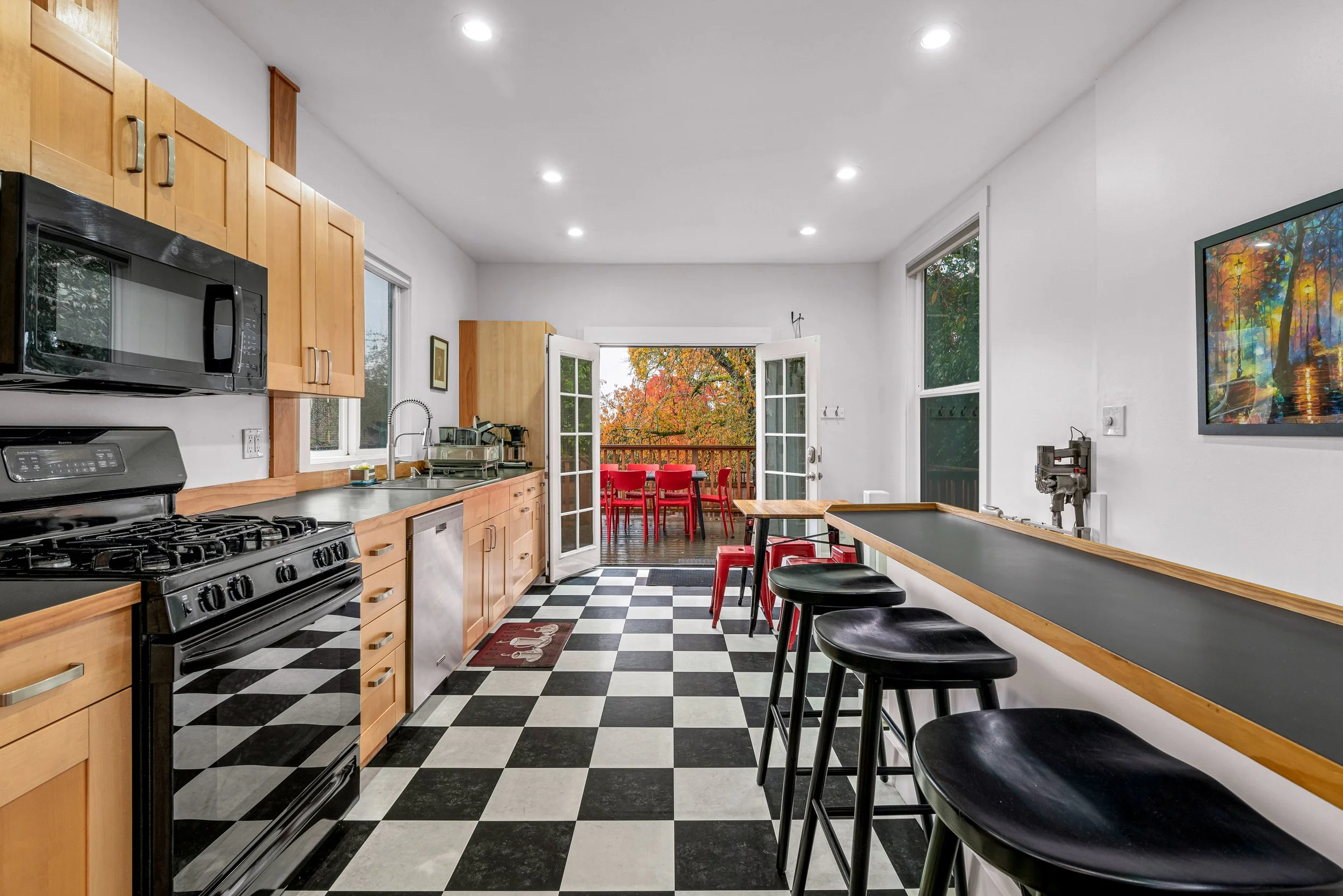 Interiors - Wallingford 1913 39th (2).jpg