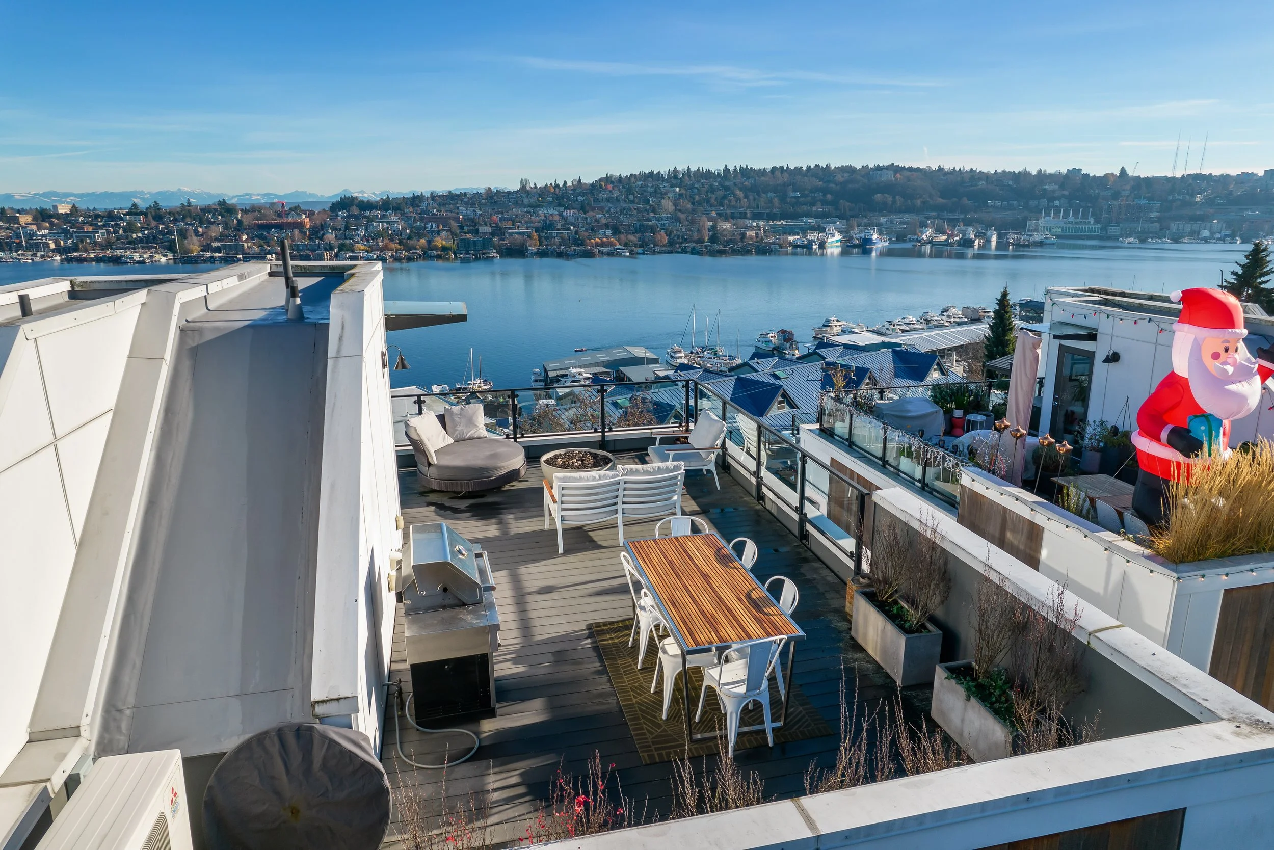 2433 8th Ave N, Seattle WA_0047.jpg