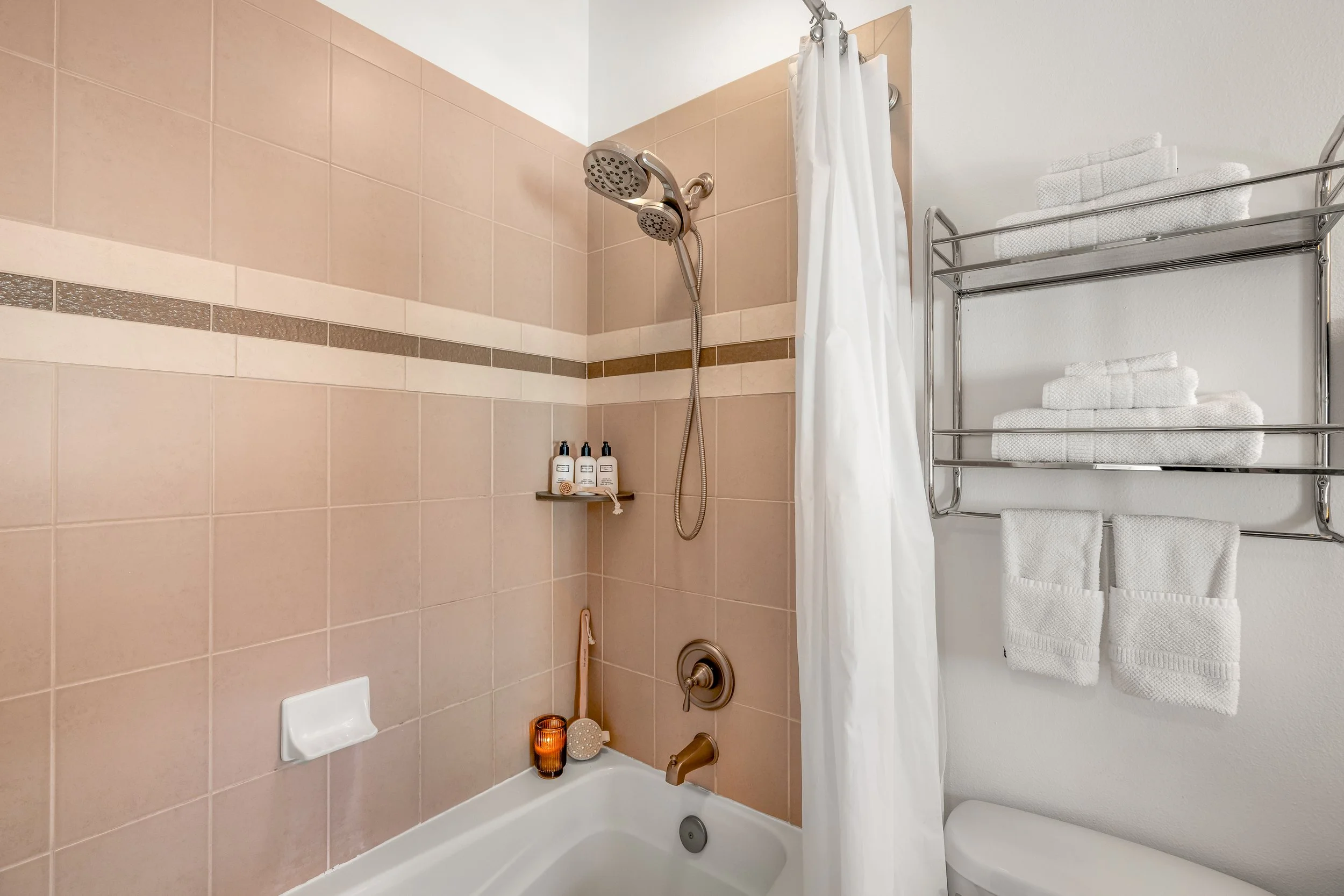 B&B 2880 (17 of 63).jpg