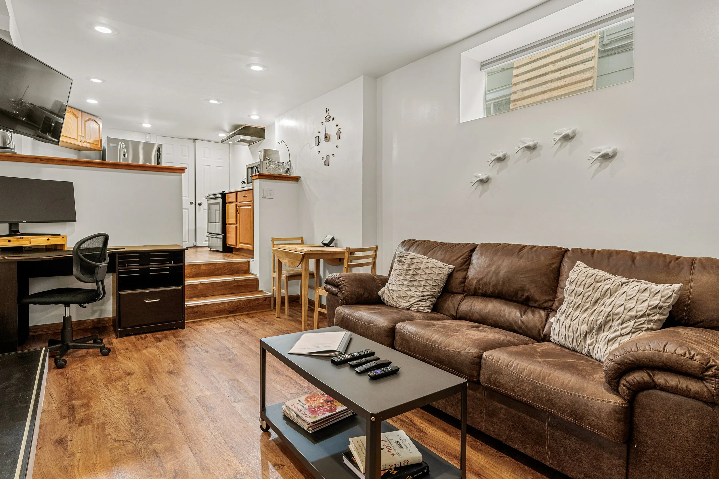 Interiors - Wallingford 1913 39th (18).jpg