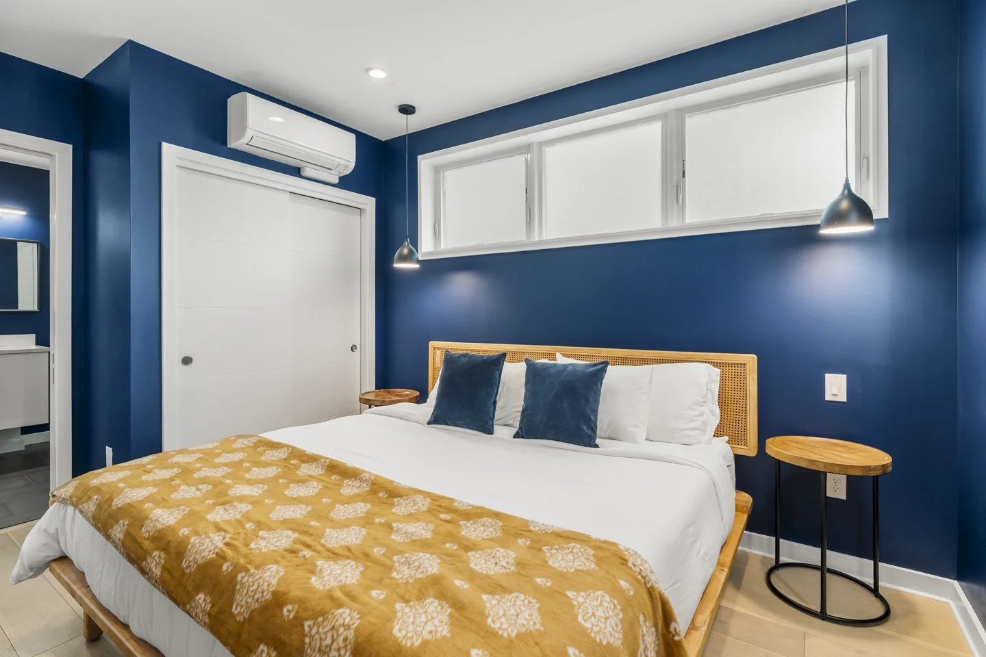 Sound Stays - Dexter - Interior - AirB&B (14).jpg