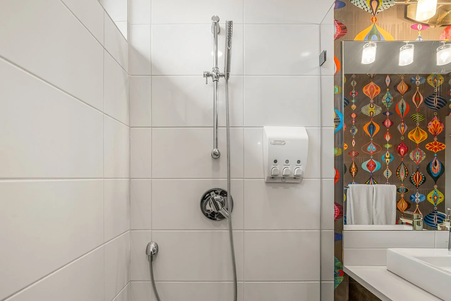 Interiors AirBnB RES (19).jpg