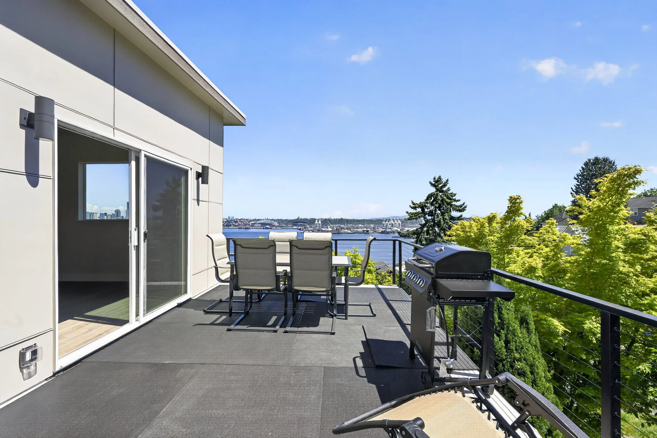 03_1701_41st_Ave_SW-Exterior-0273.jpg