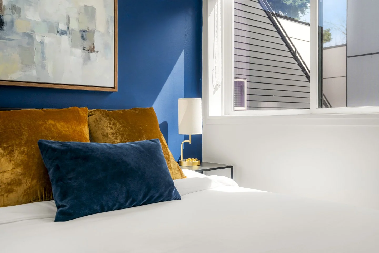 Sound Stays - Dexter - Interior - AirB&B (32).jpg