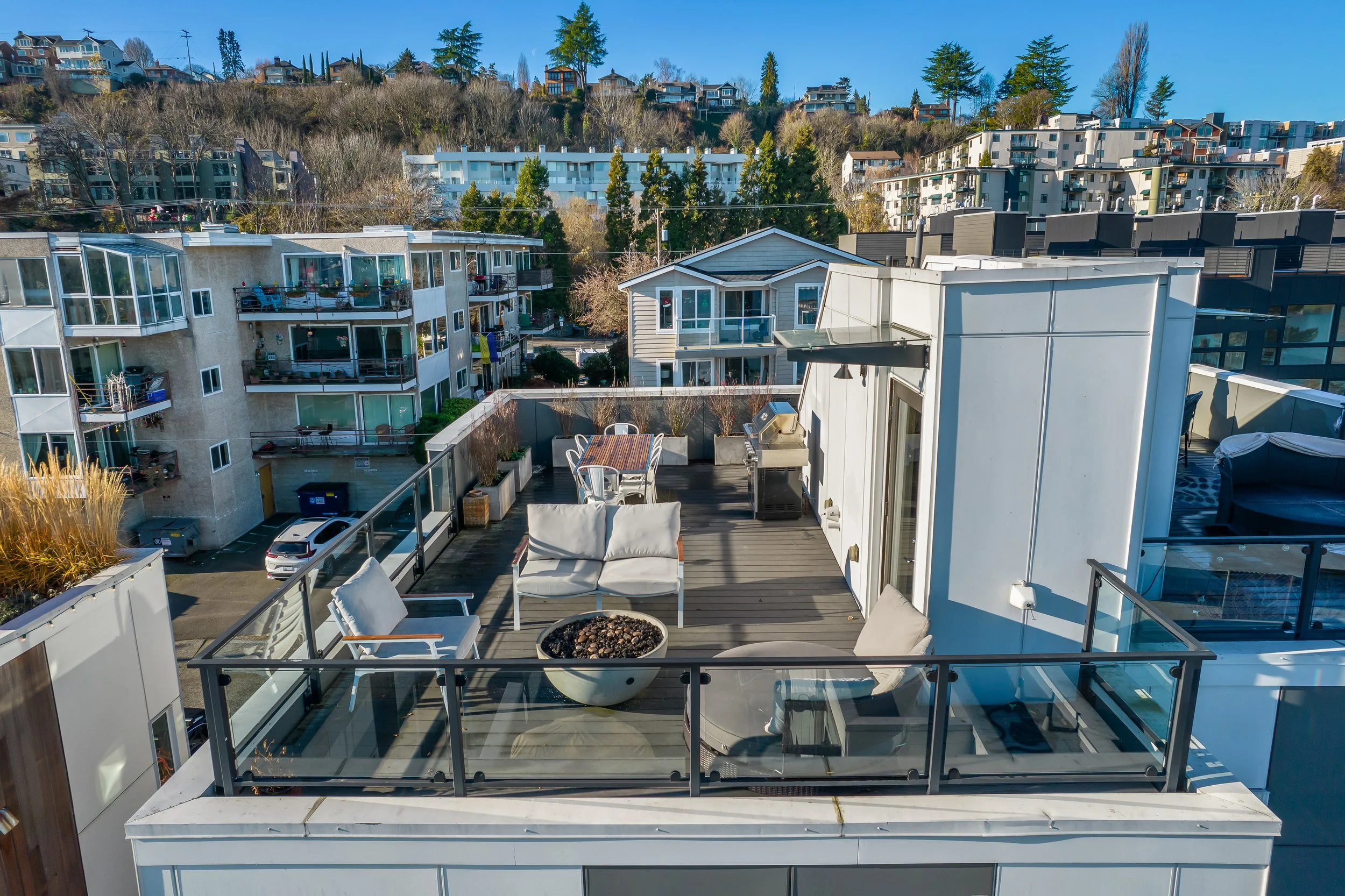 2433 8th Ave N, Seattle WA_0045.jpg