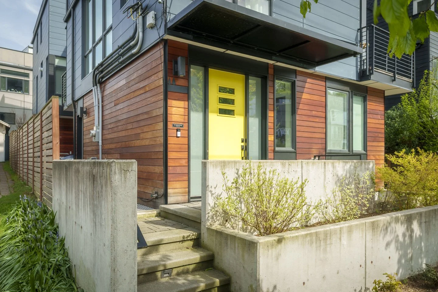 Sound Stays - Dexter - Exterior - AirB&B (2).jpg