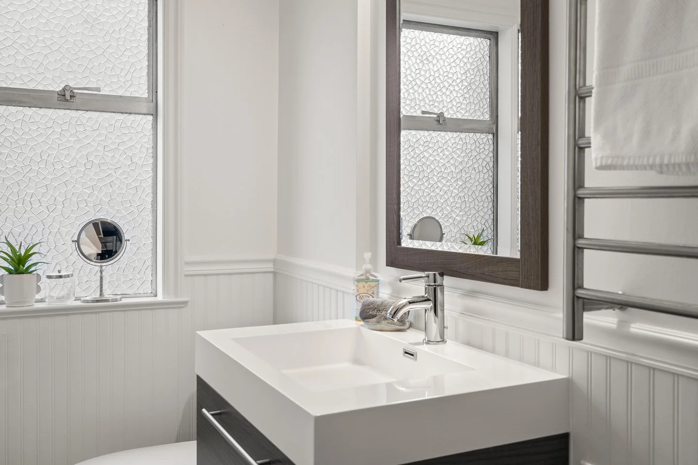 AirB&B 1440 (12).jpg