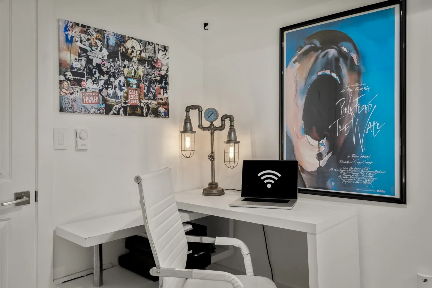 Interior - AirB&B (31).jpg