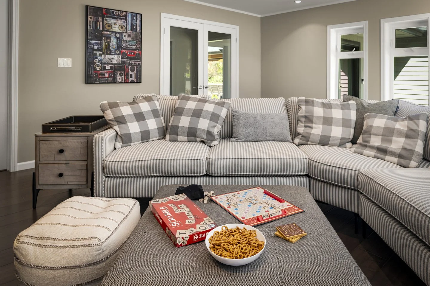 Interior - AirB&B res (27).jpg