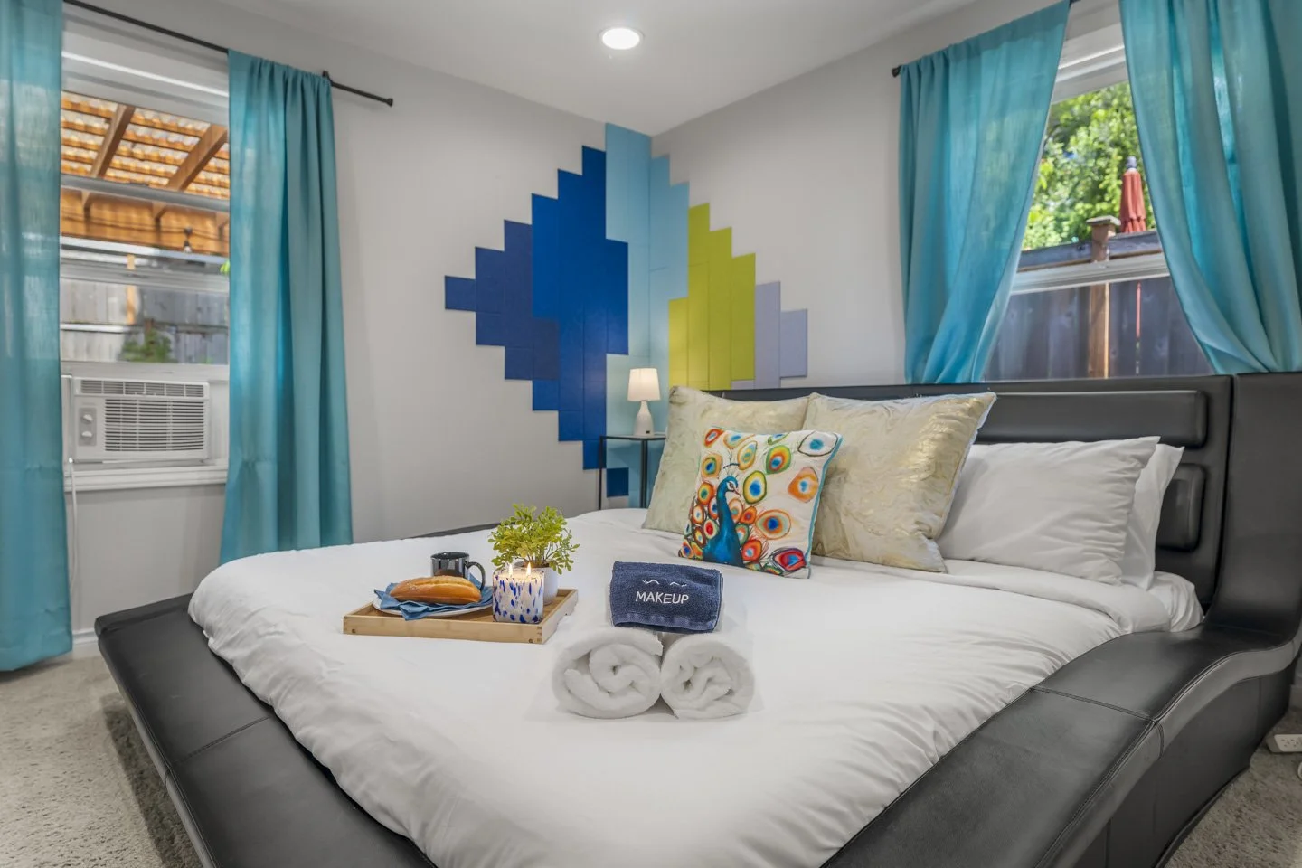 Interior - AirB&B (19).jpg