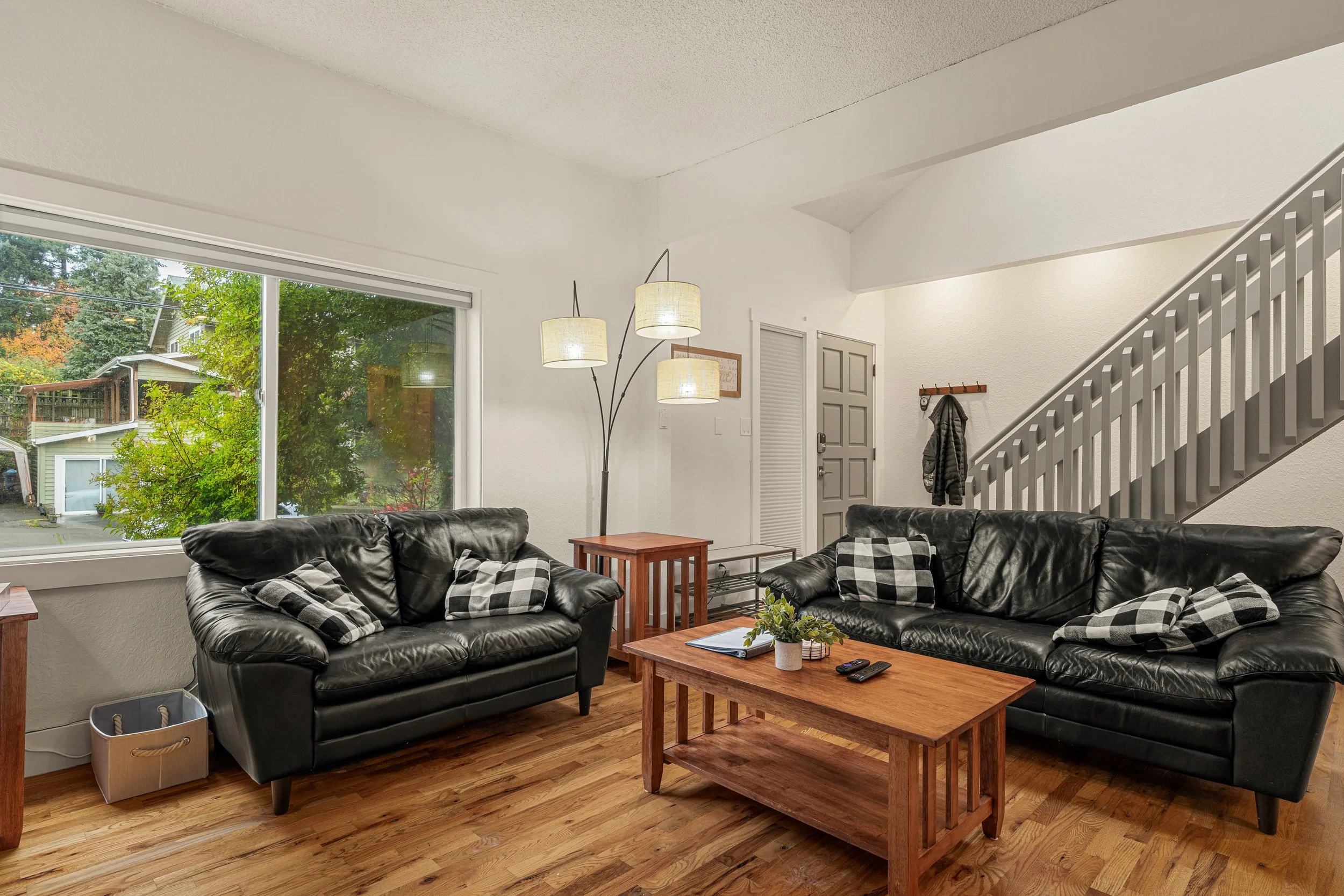 Interiors - Wallingford 1913 39th (37).jpg