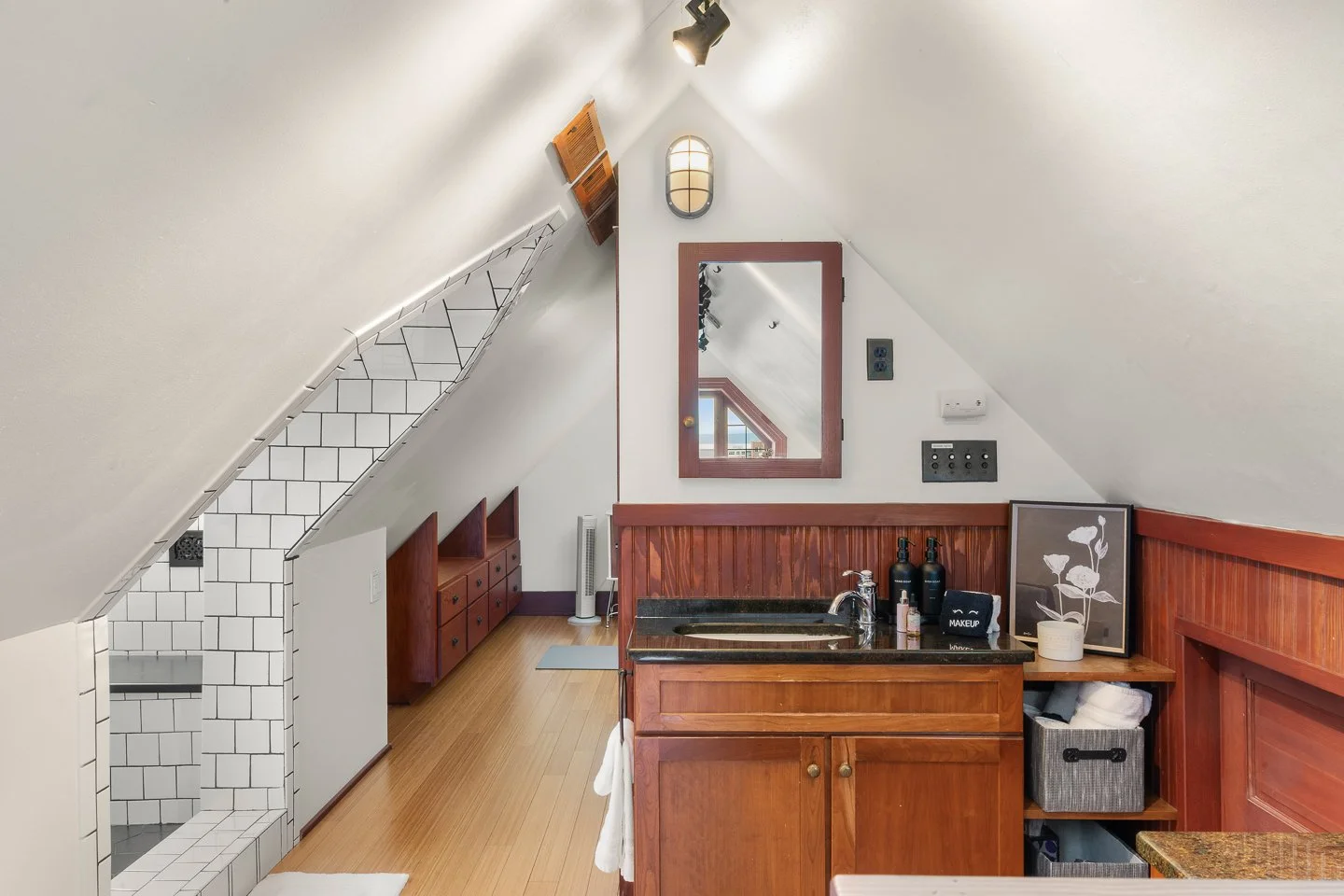 AirBnB RES (31 of 62).jpg