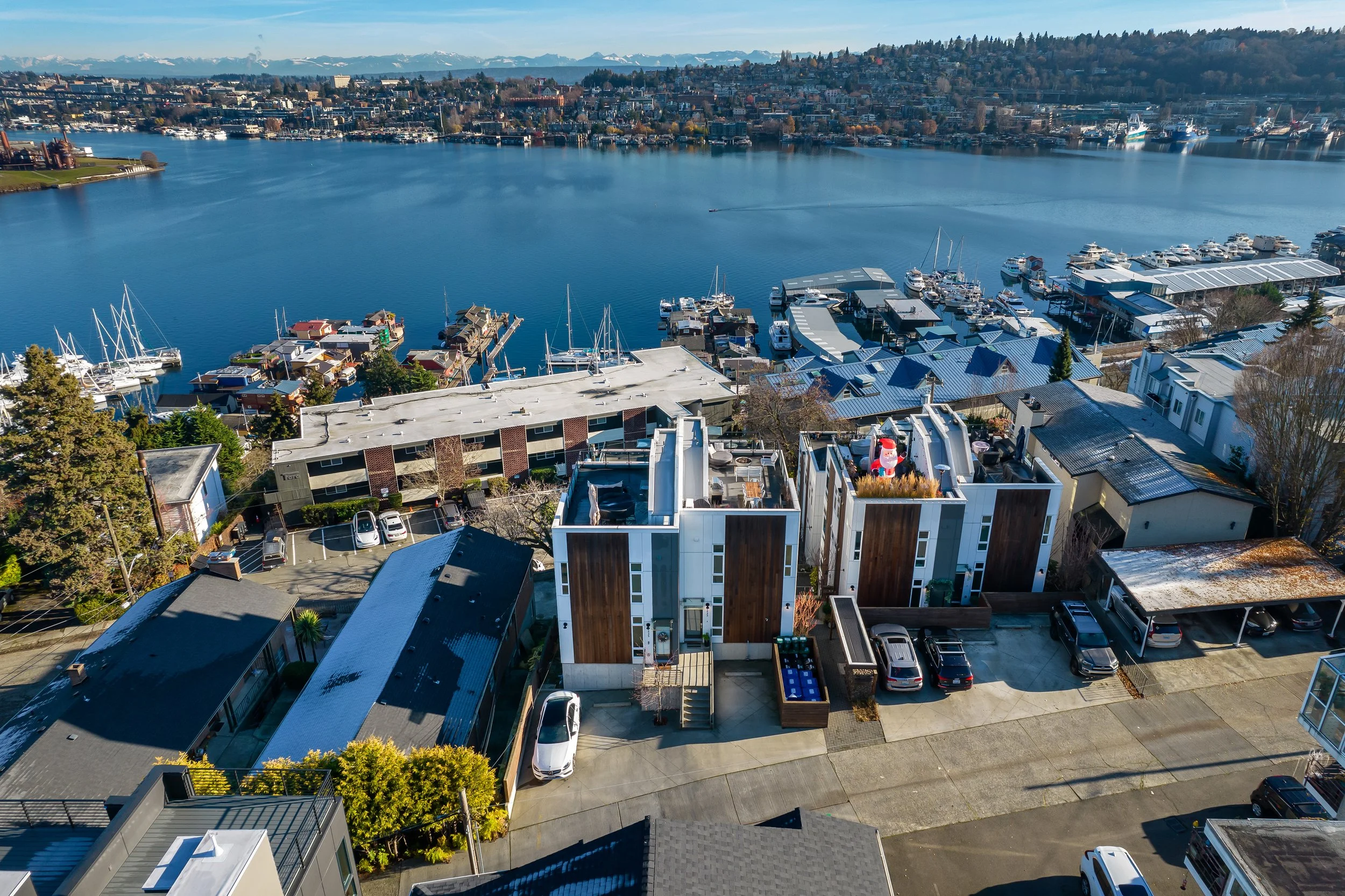 2433 8th Ave N, Seattle WA_0056.jpg