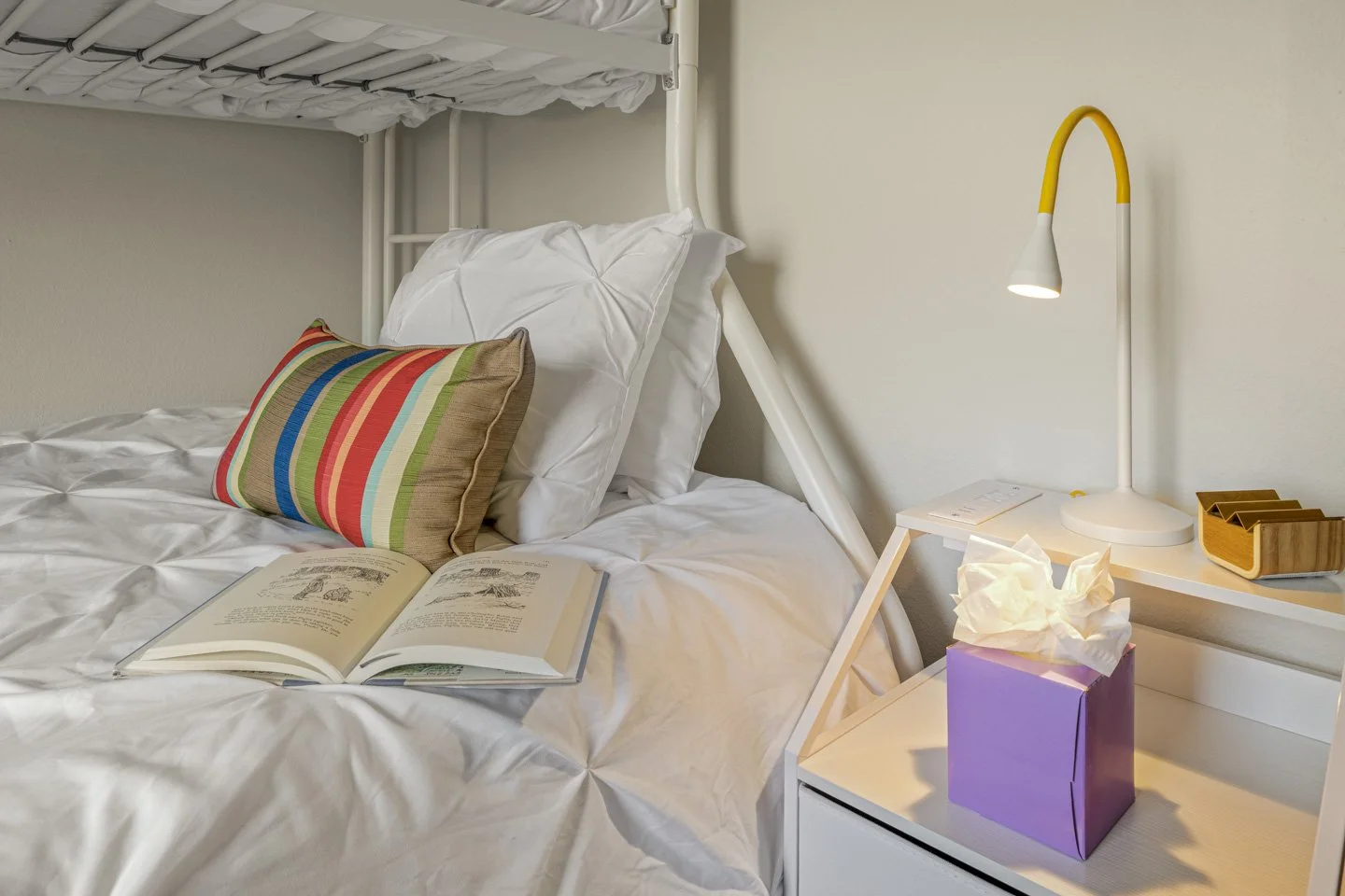 Interiors - AirB&B (2).jpg