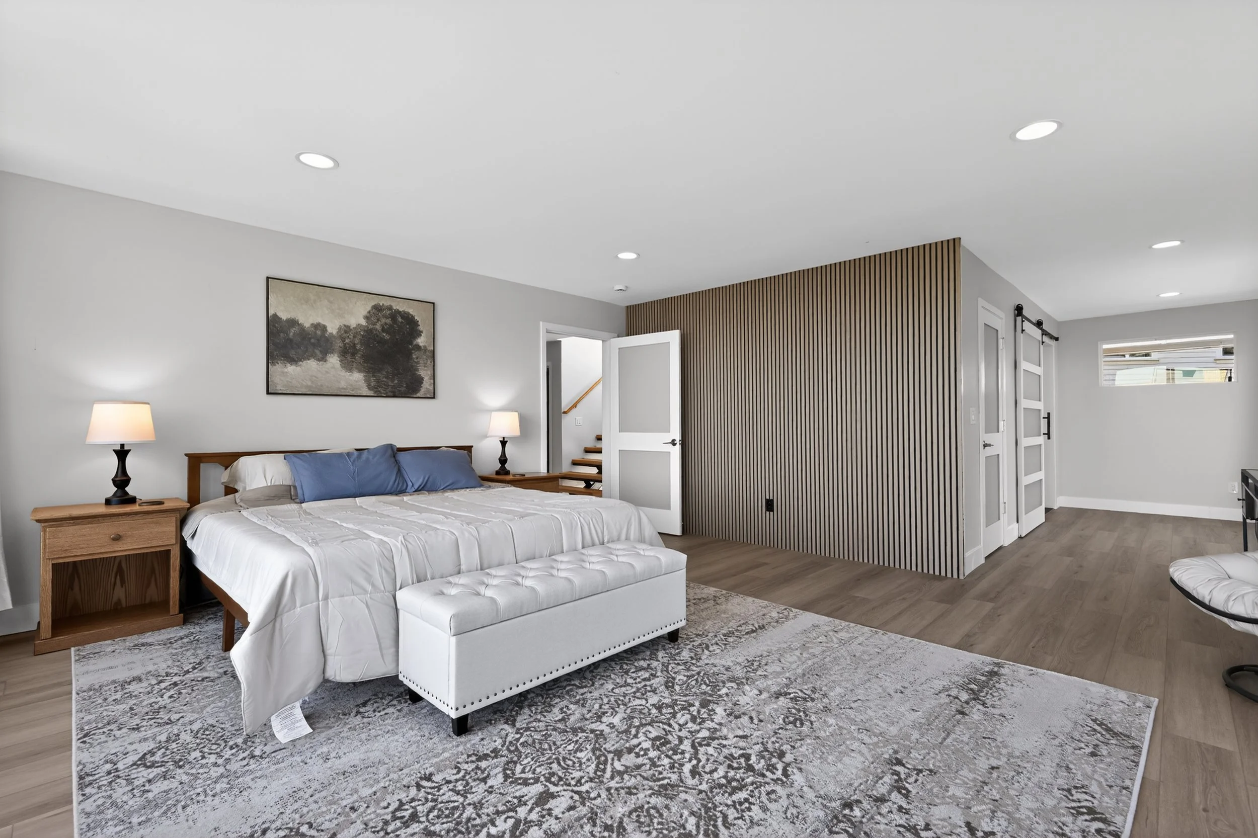 33_1701_41st_Ave_SW-Bedroom-0297.jpg