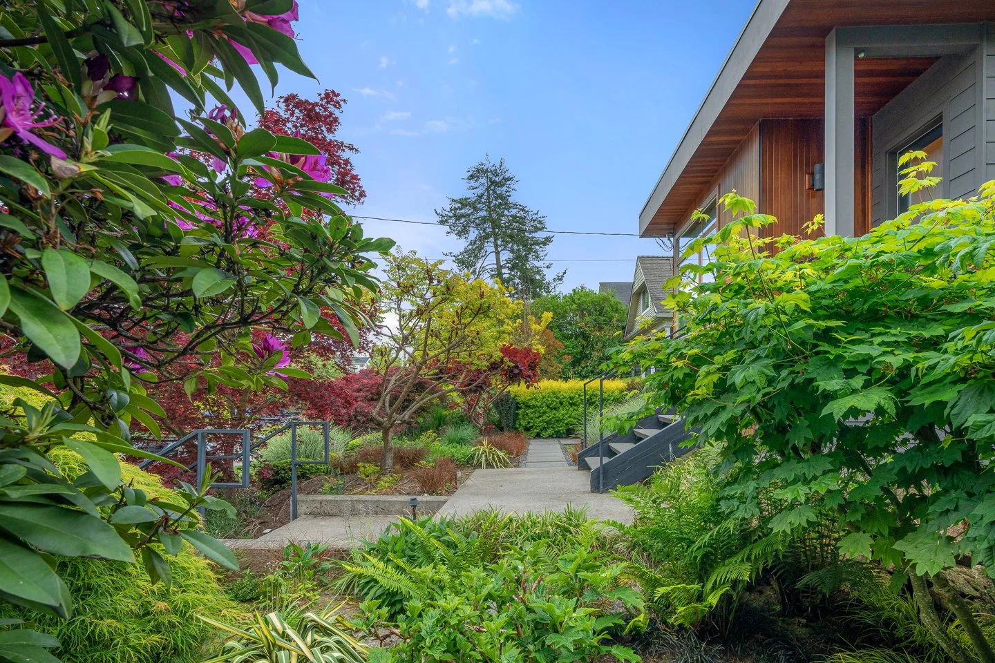 Exteriors - Air BnB (5).jpg