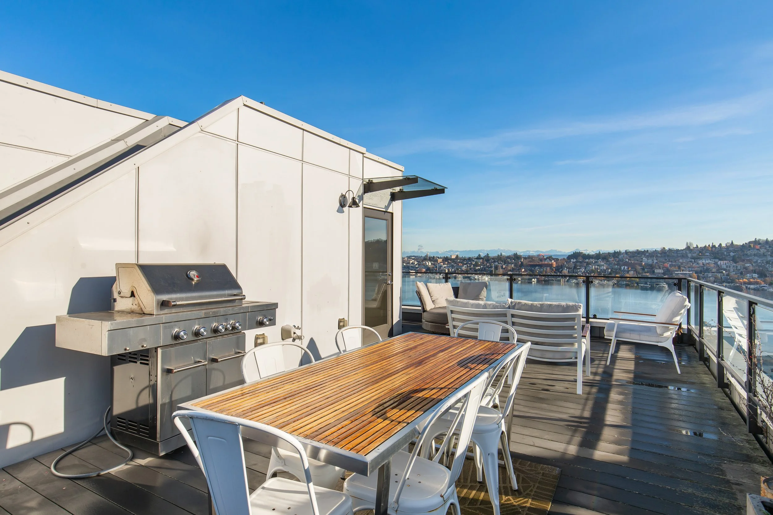 2433 8th Ave N, Seattle WA_0036.jpg