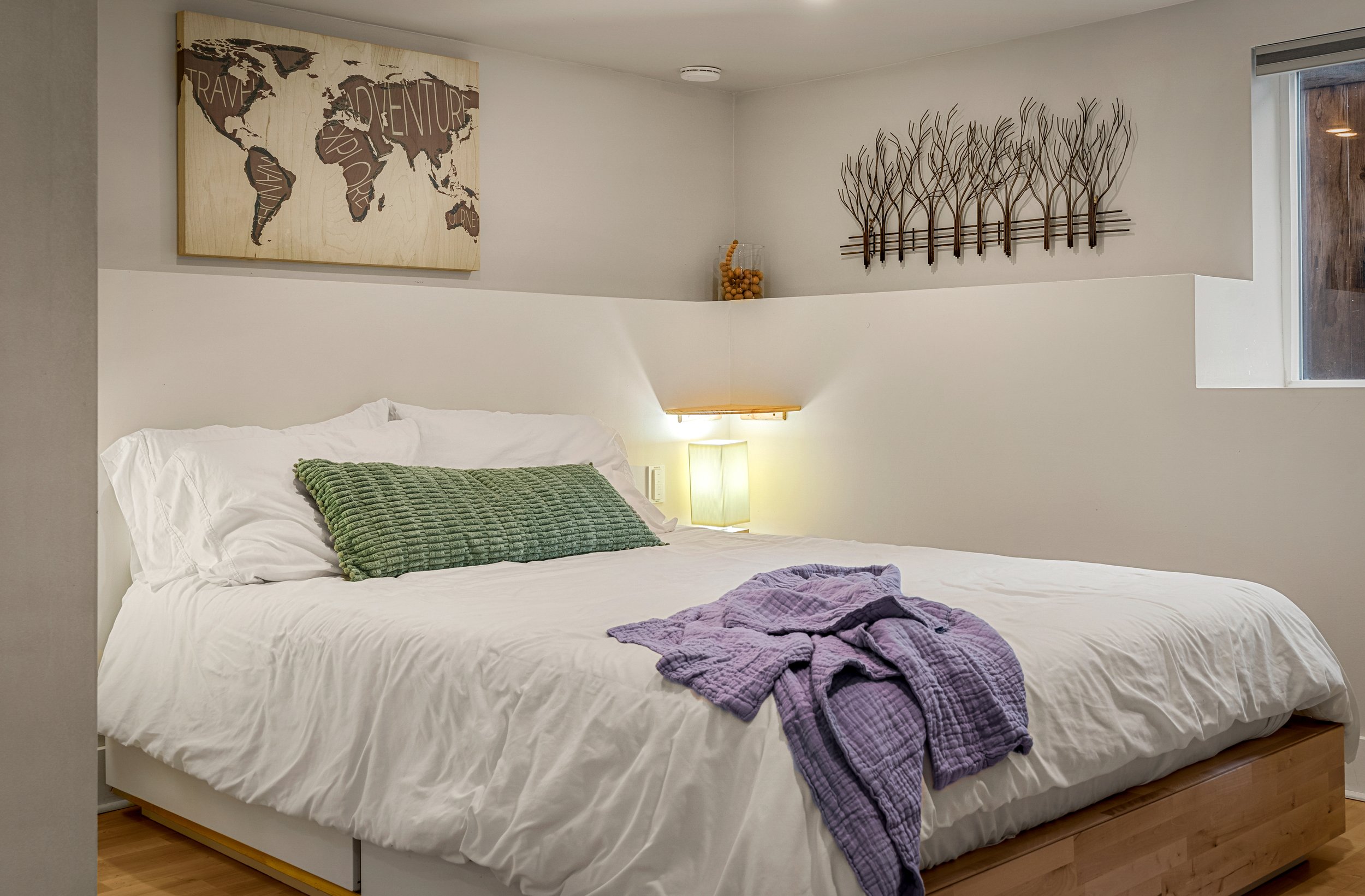 Interiors - Wallingford 1913 39th (21).jpg