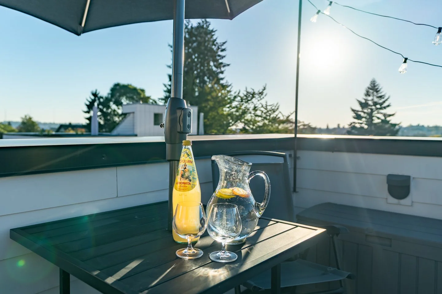 Exteriors - AirBnB 1440 (2).jpg