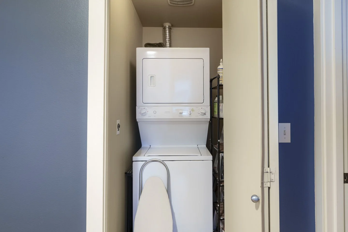 Sound Stays - 1410 Pine-Amenities and Details - AirB&B (14).jpg