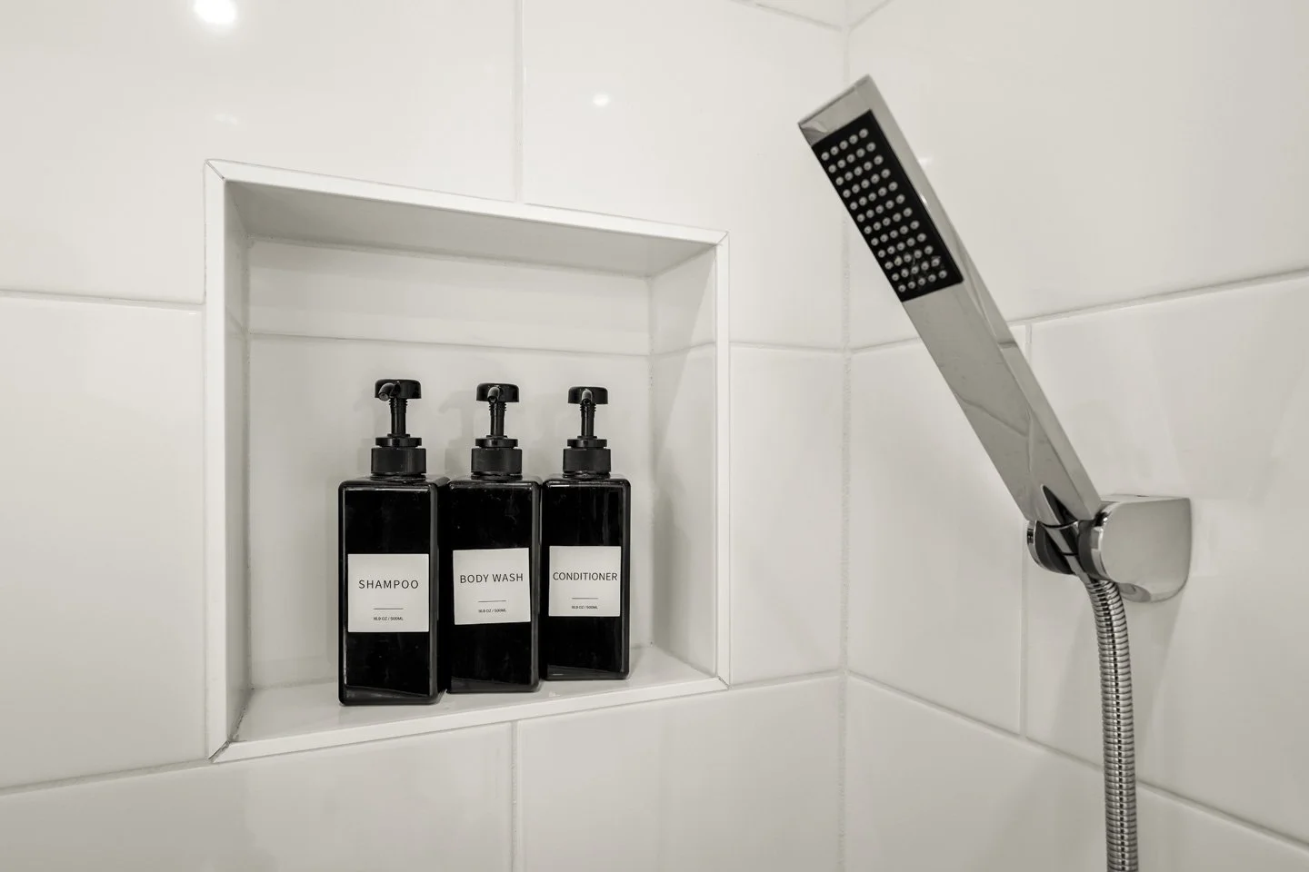 Sound Stays - Dexter - Interior - AirB&B (39).jpg