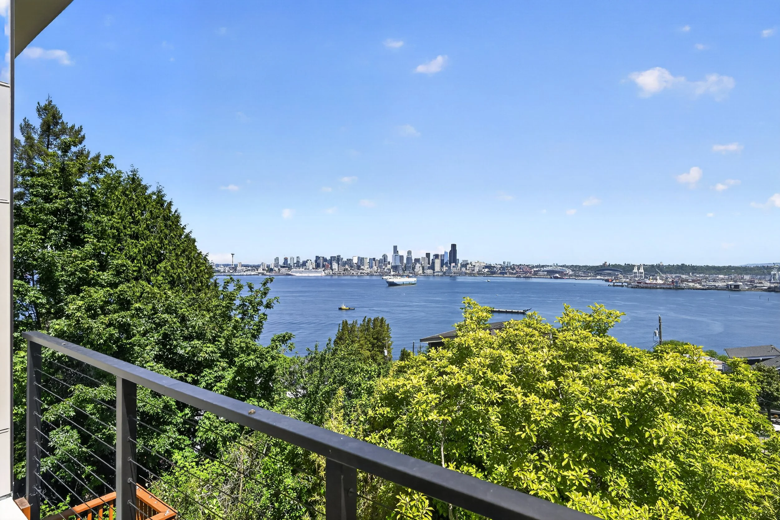 02_1701_41st_Ave_SW-Exterior-0276.jpg