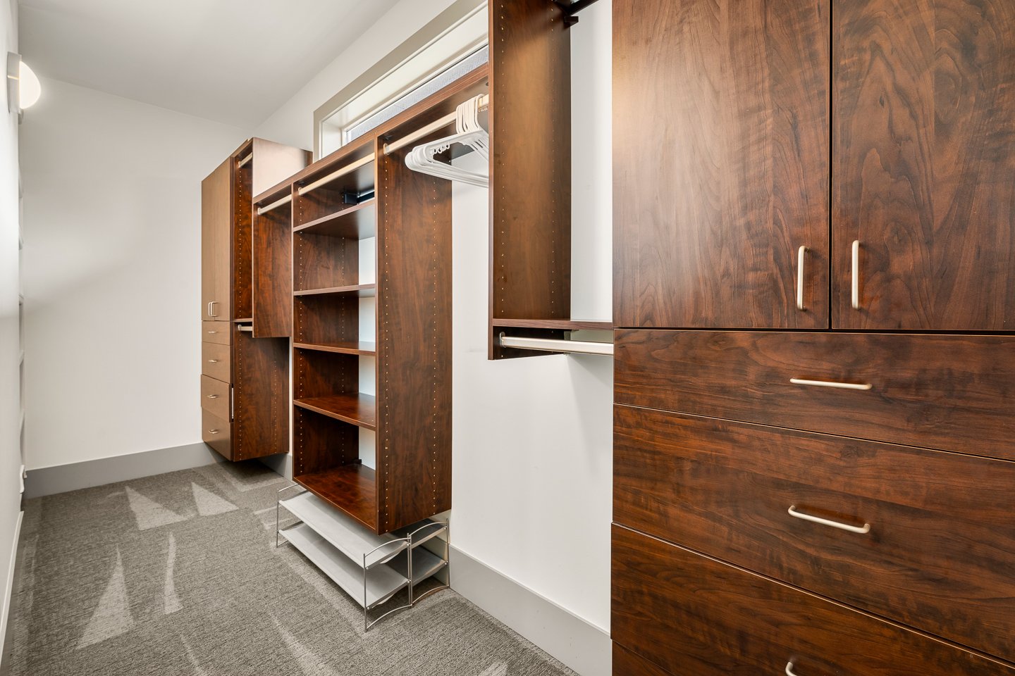 Interiors AirBnB RES (20).jpg