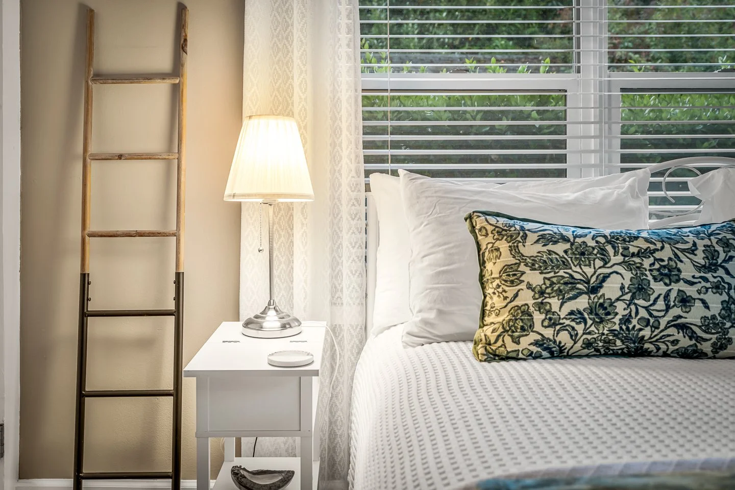 Interiors - AirBnB RES (47).jpg