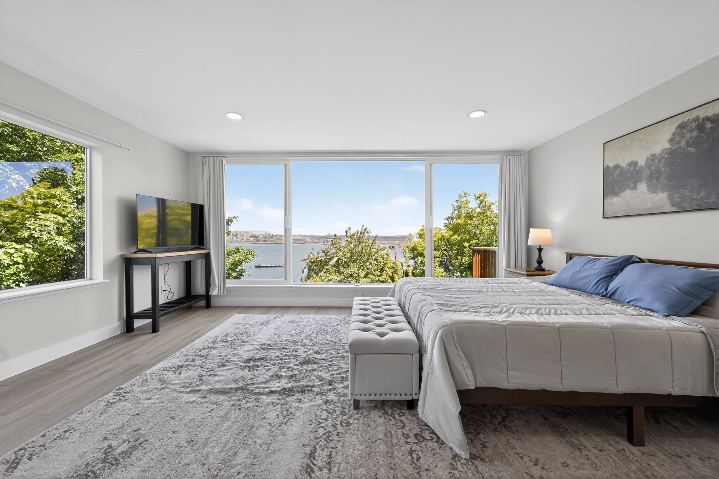 32_1701_41st_Ave_SW-Bedroom-0291.jpg