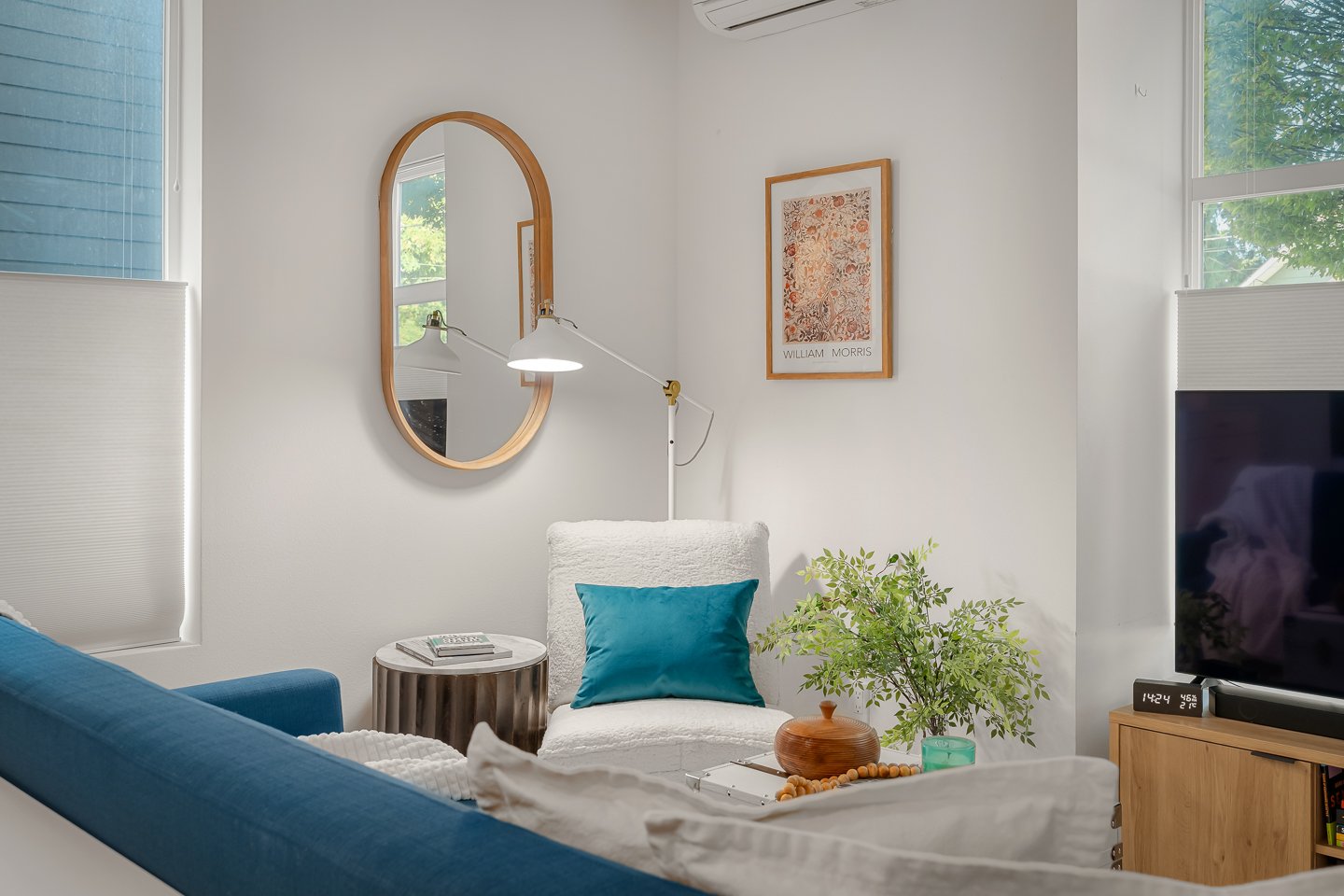 Interiors - AirBnB 1440 (5).jpg