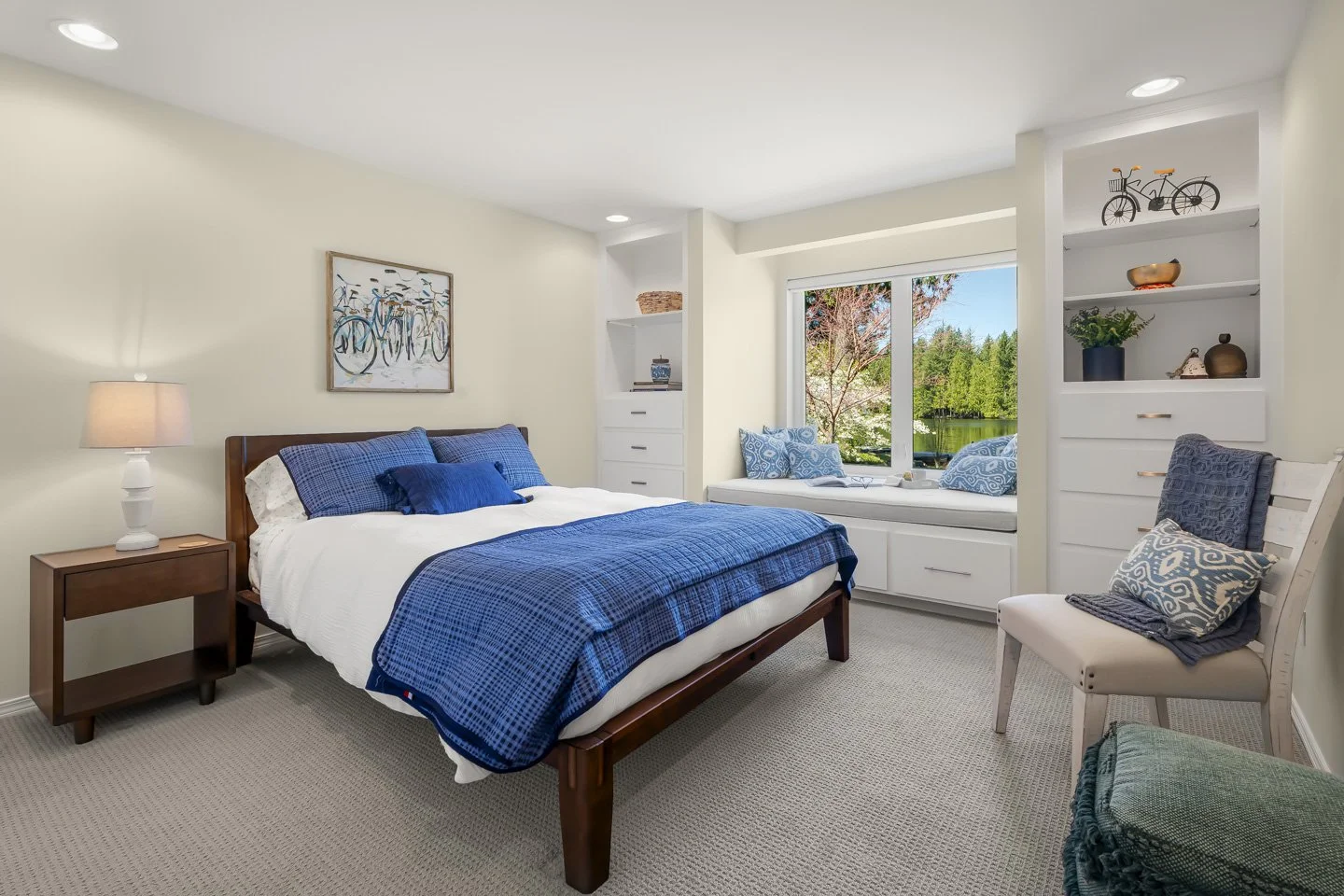 Interior - AirB&B res (1).jpg