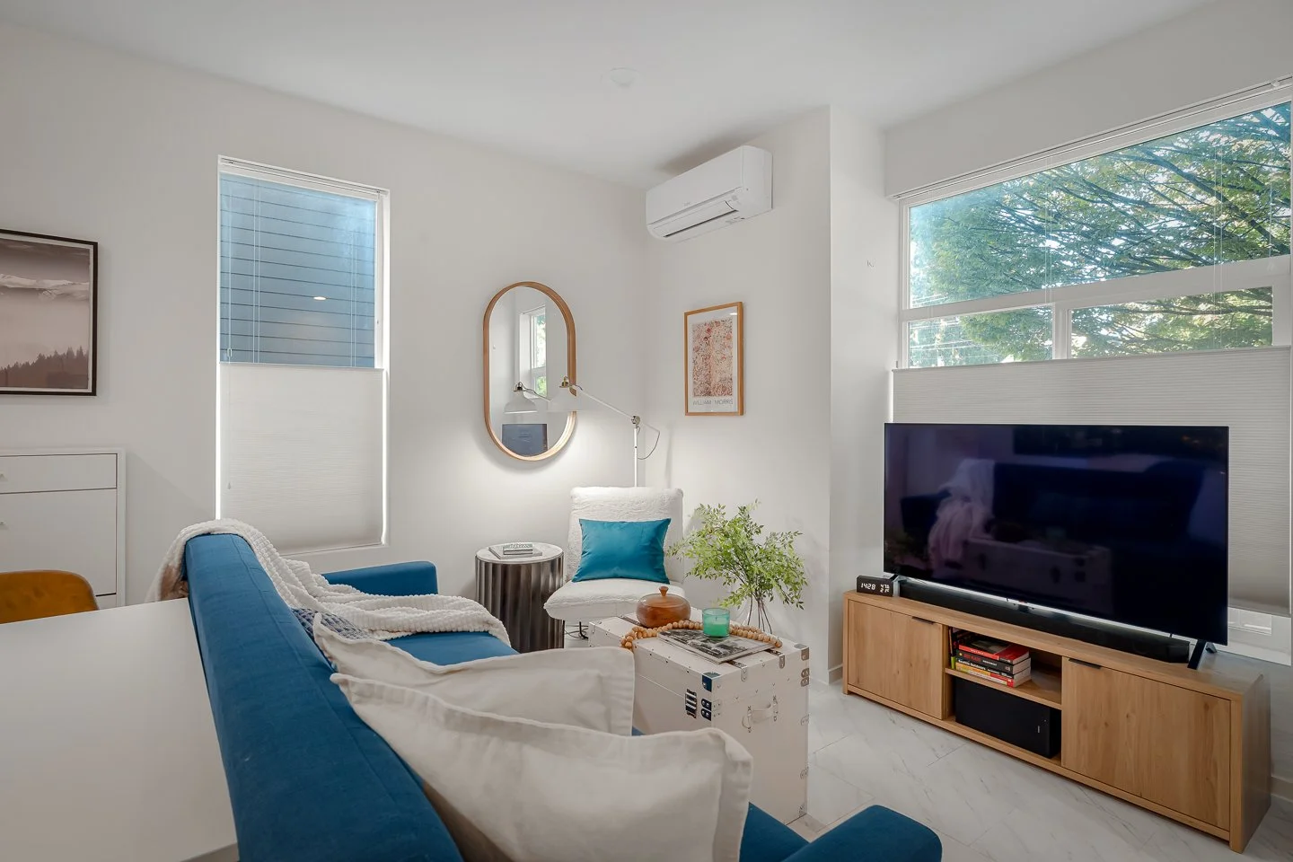 Interiors - AirBnB 1440 (10).jpg