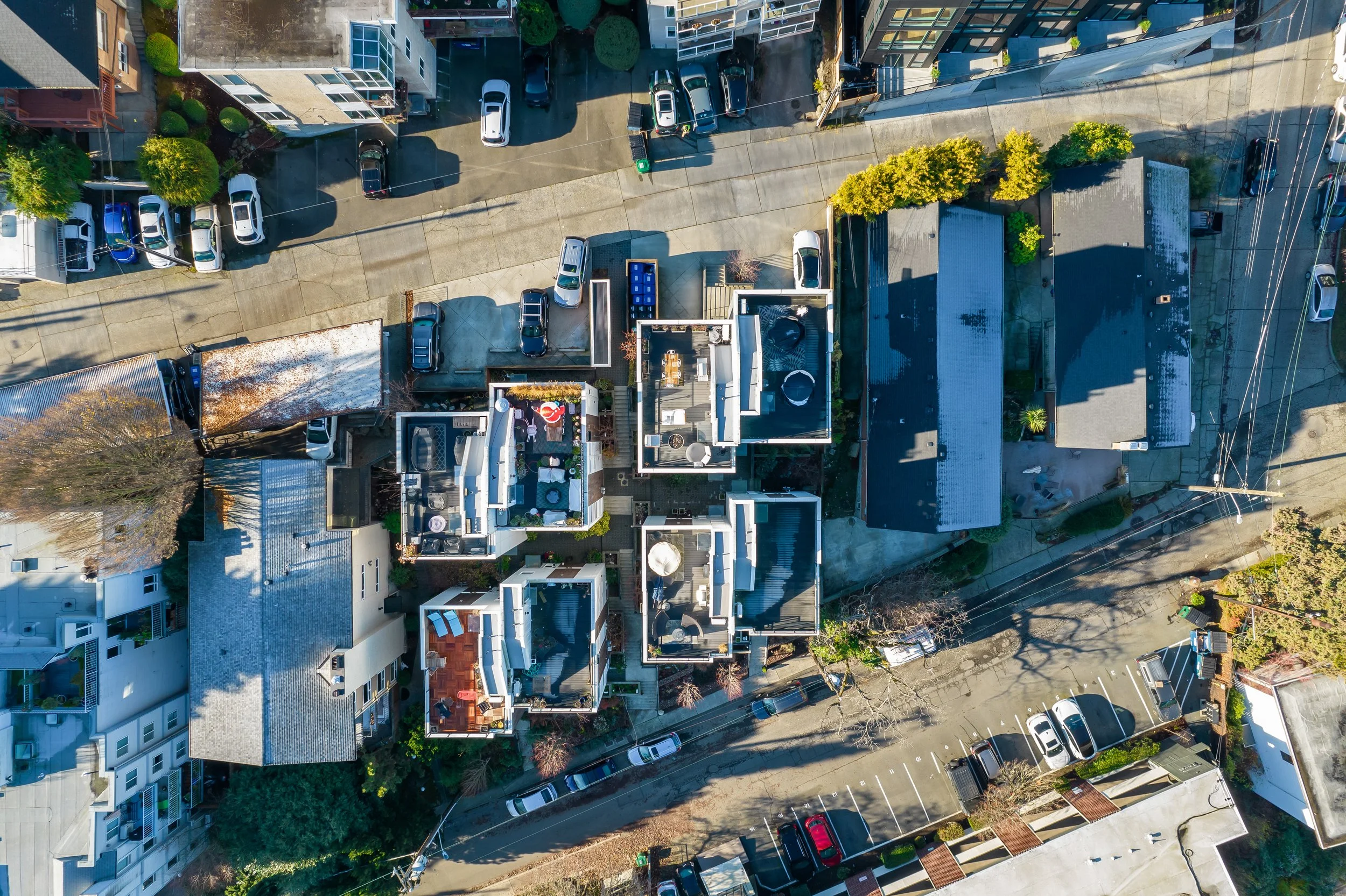 2433 8th Ave N, Seattle WA_0043.jpg