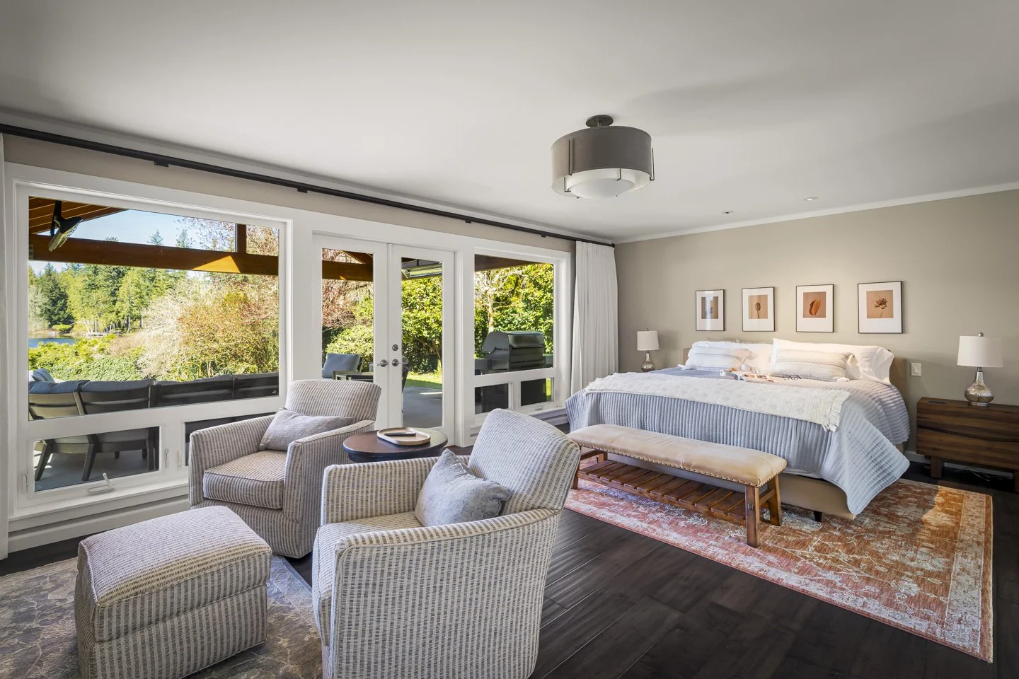 Interior - AirB&B res (20).jpg