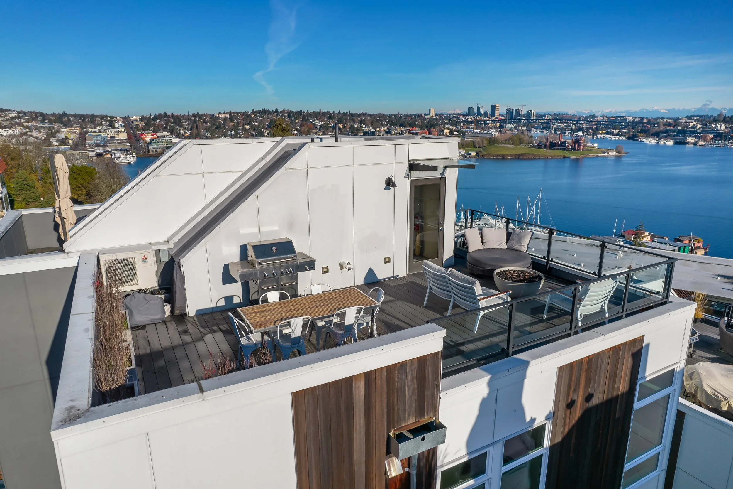 2433 8th Ave N, Seattle WA_0046.jpg
