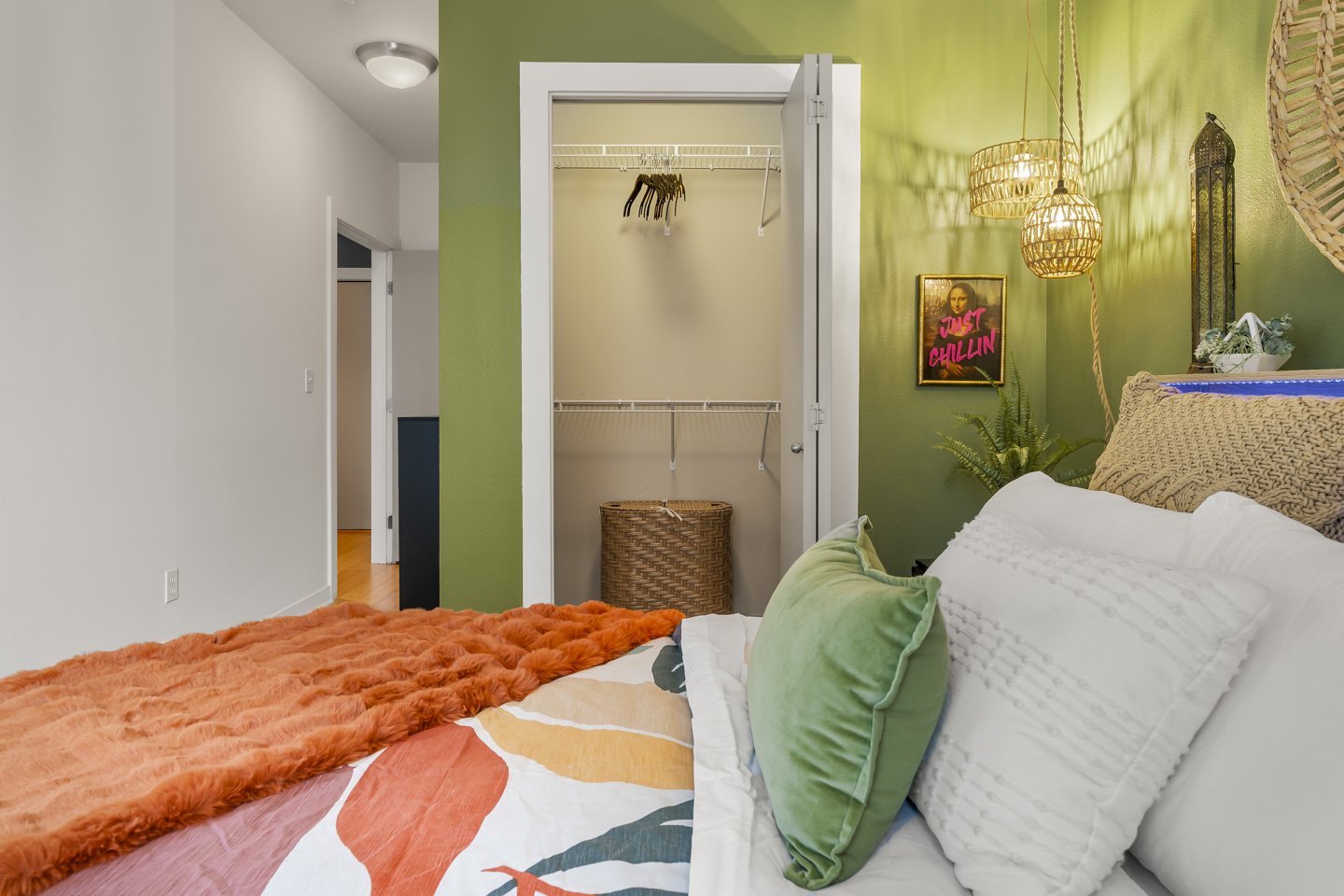 Sound Stays - 1410 Pine - AirB&B (26).jpg
