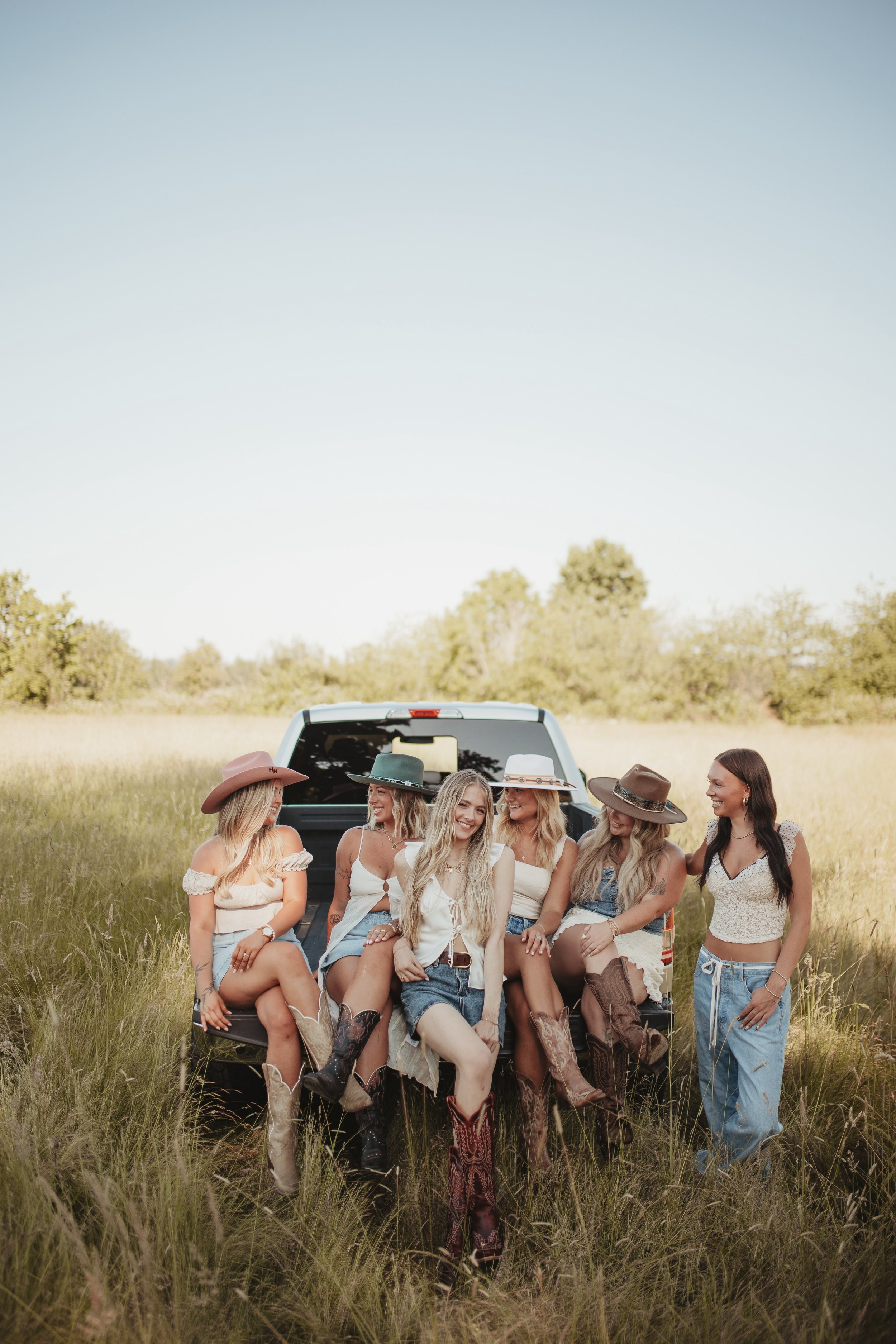 lovelee-truck.jpeg