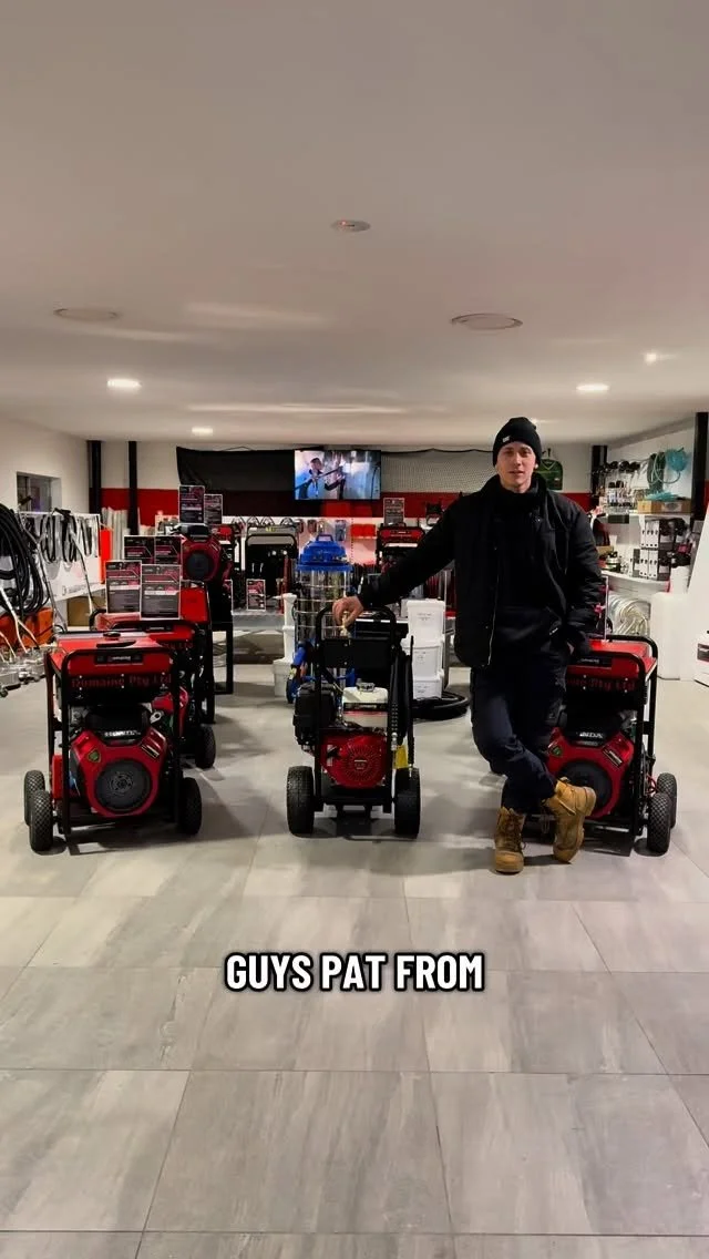 Compact, mini system - Honda GX390 high pressure washer on two wheels 🛞
#pressurecleaning #softwash #council #nswgovernment #cleaningchemicals #exteriorcleaning #brickcleaning #brickclean #pressureclean #plumber #tradies #carwash #pressurecleaning