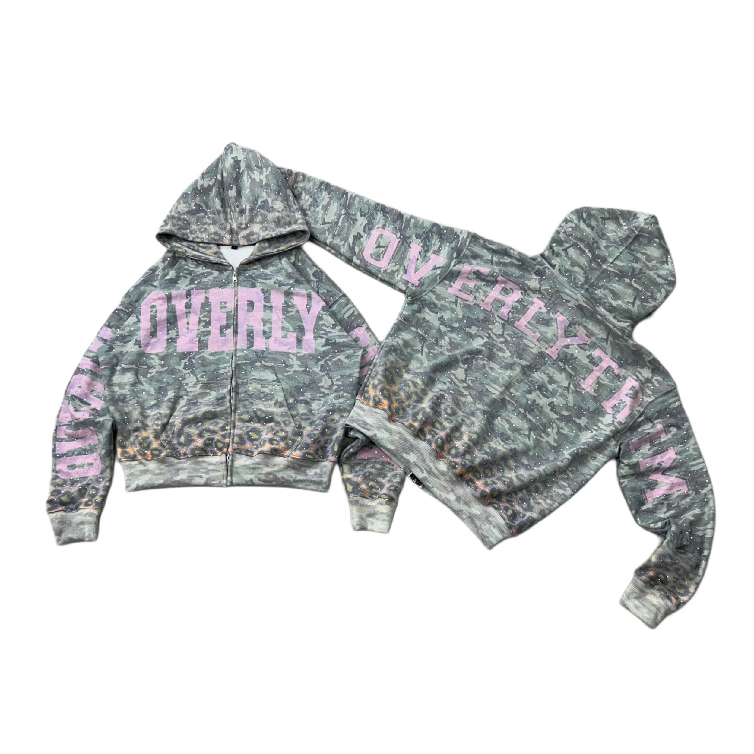 “EVERYTHING OVERLY”