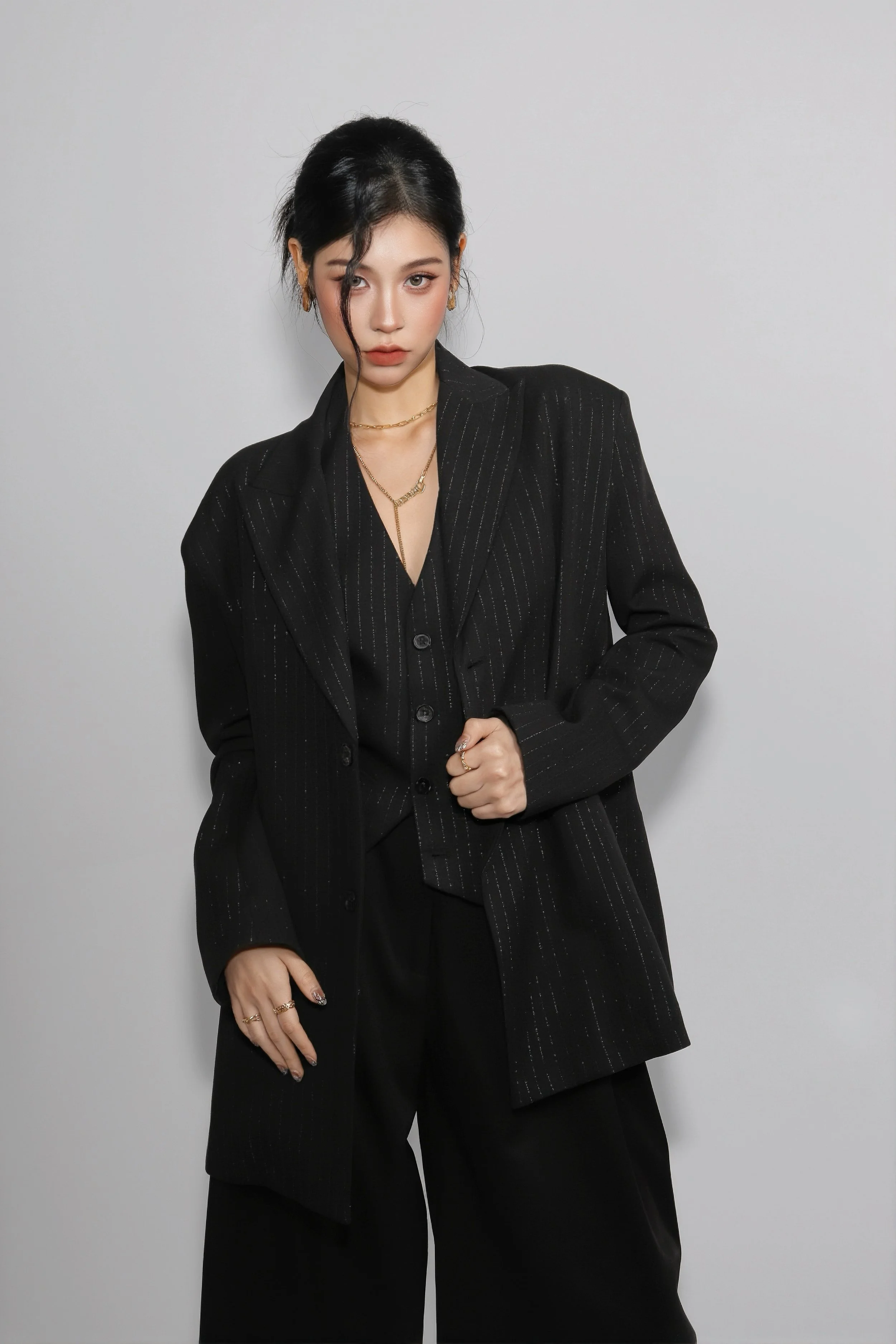 corporate-profile-headshot-linkedin-photo-black-suit-formal-female-studio-photoshoot.JPG