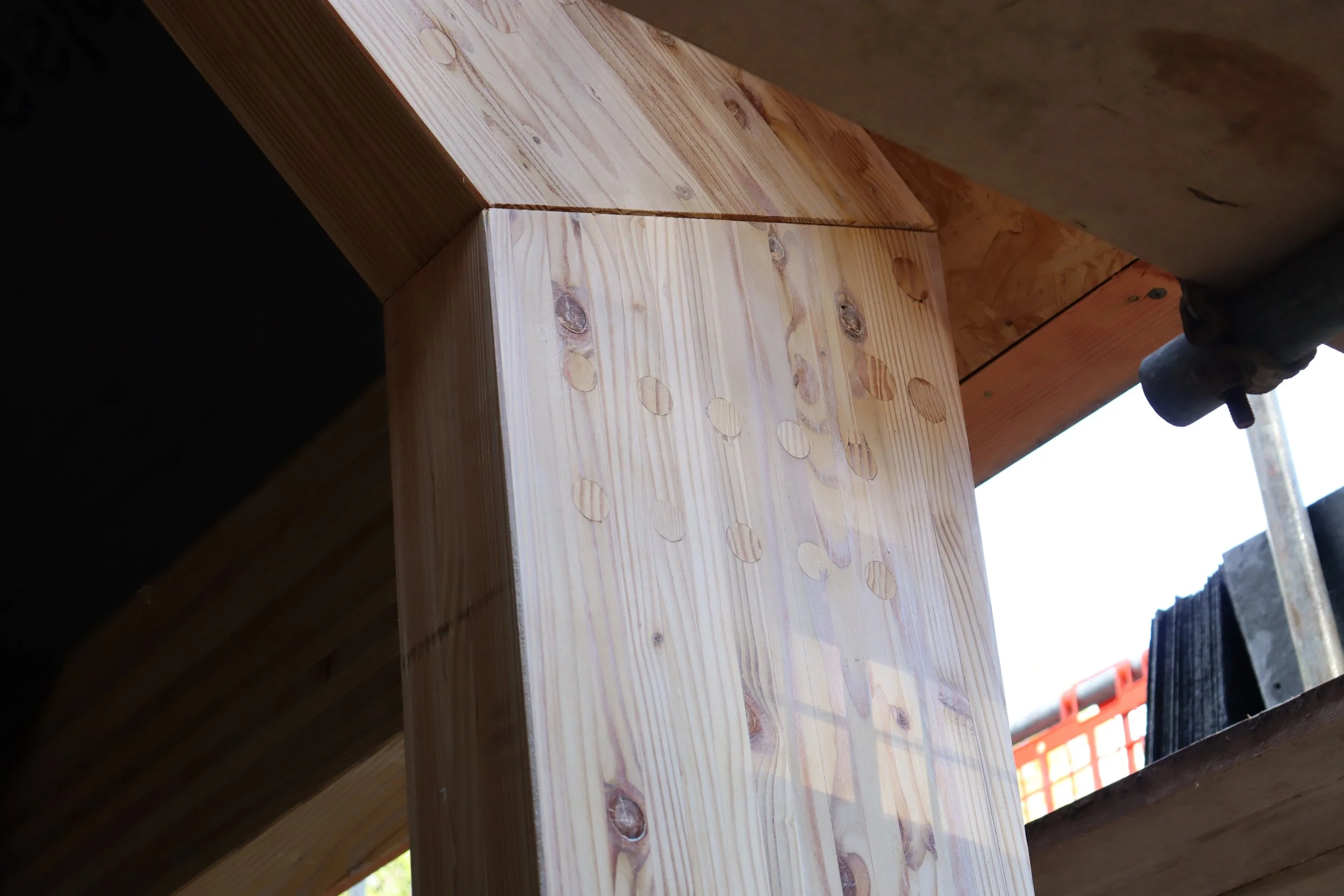 A close up of Glulam
