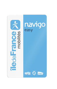 Carte SIM de France Mobiles, opérateurs Optile, SFR, et Navigo, en bleu et blanc.