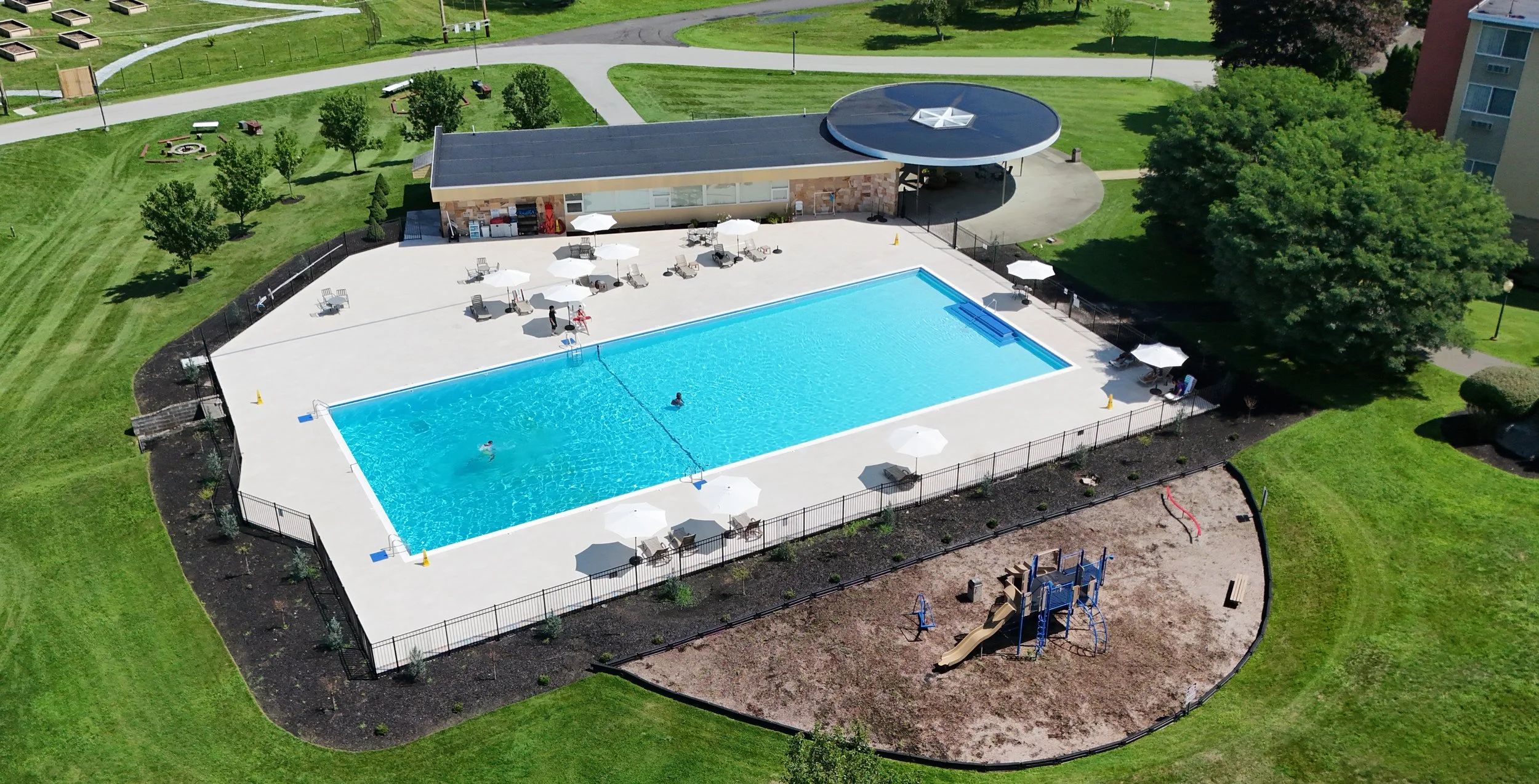 pool 2.jpg
