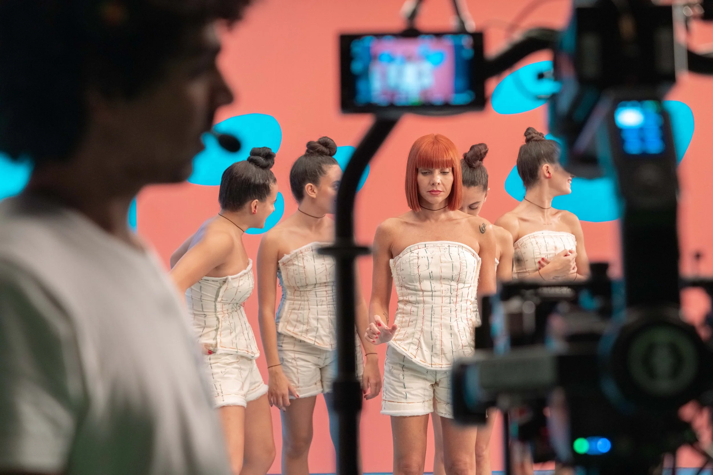 Le Mensonge (Music Video)