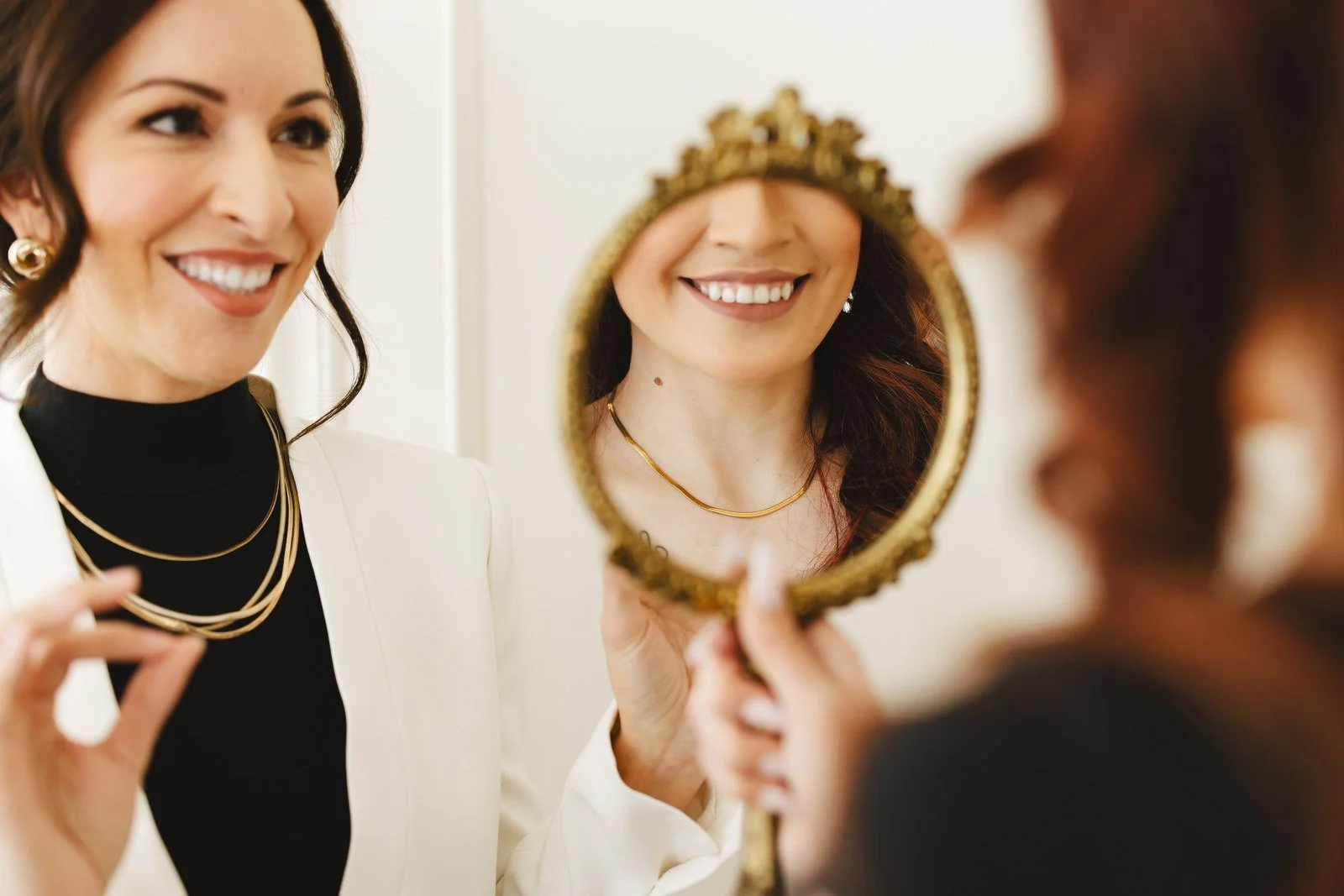Chicago smile makeover patient reviews week-by-week veneer treatment timeline with Dr. Brittany Dickinson at Chicago Aesthetic Dentistry.