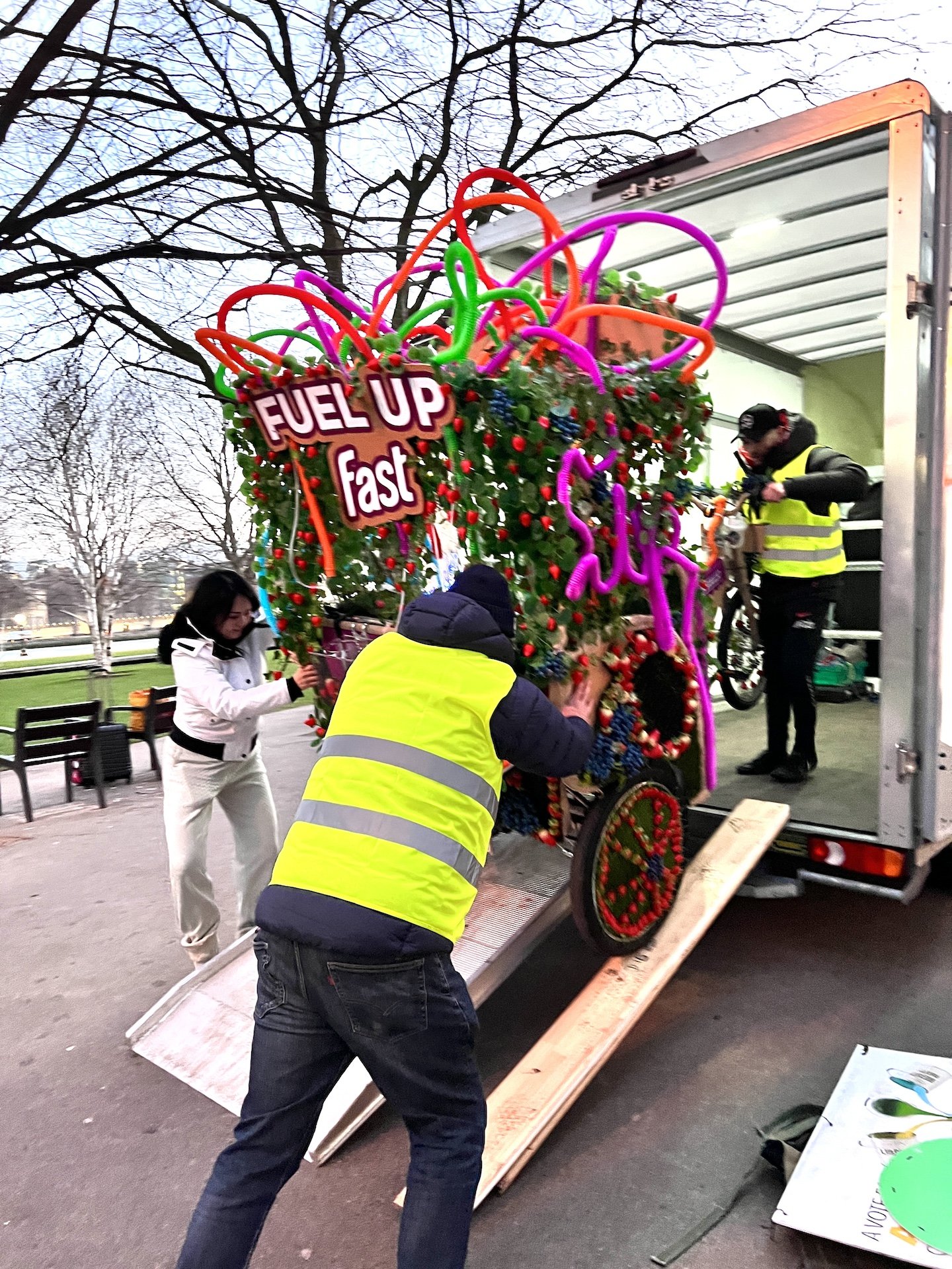 slimfast-vitality-london-tuktuk-1.jpeg
